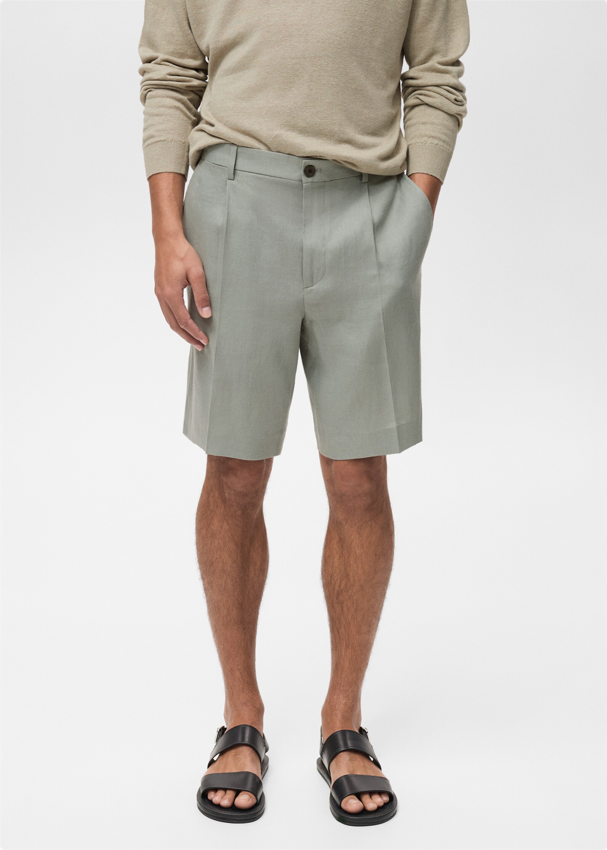 Bermudas 100% lino pinzas - Plano medio