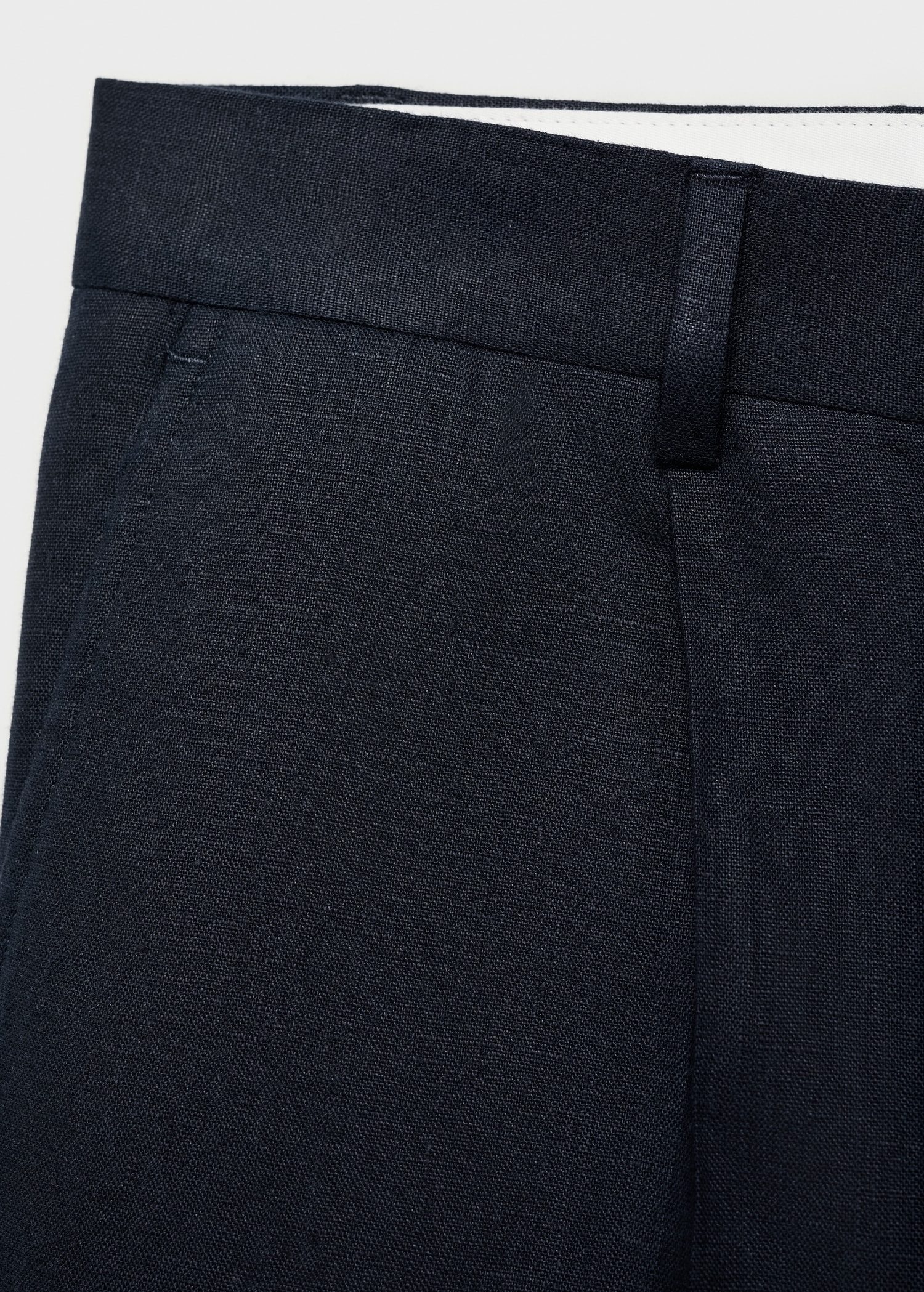 Slim-fit 100% linen bermuda shorts - Details of the article 8