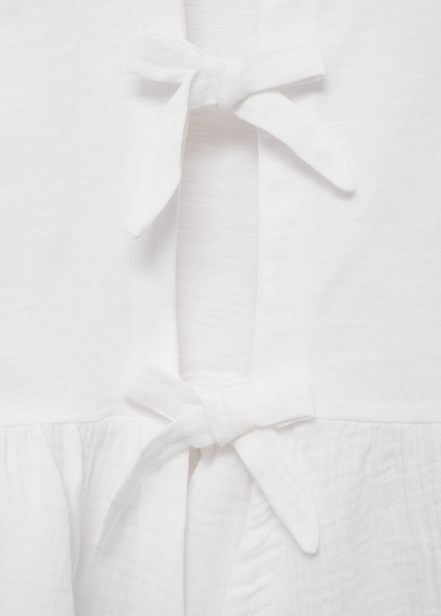 T-Shirt mit Volant-Details und Schleife - Detail des Artikels 0