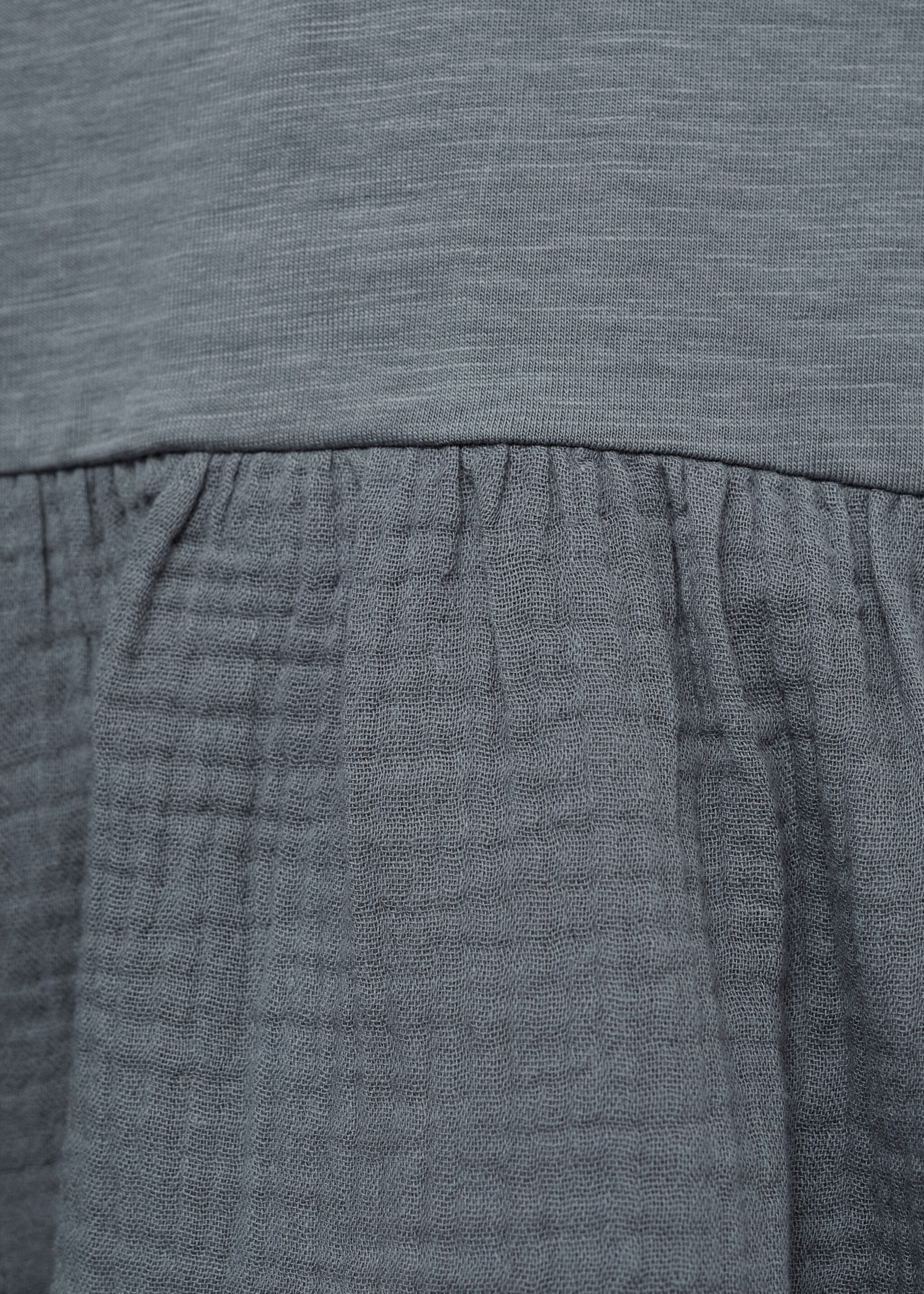 Bow ruffle T-shirt - Details of the article 8