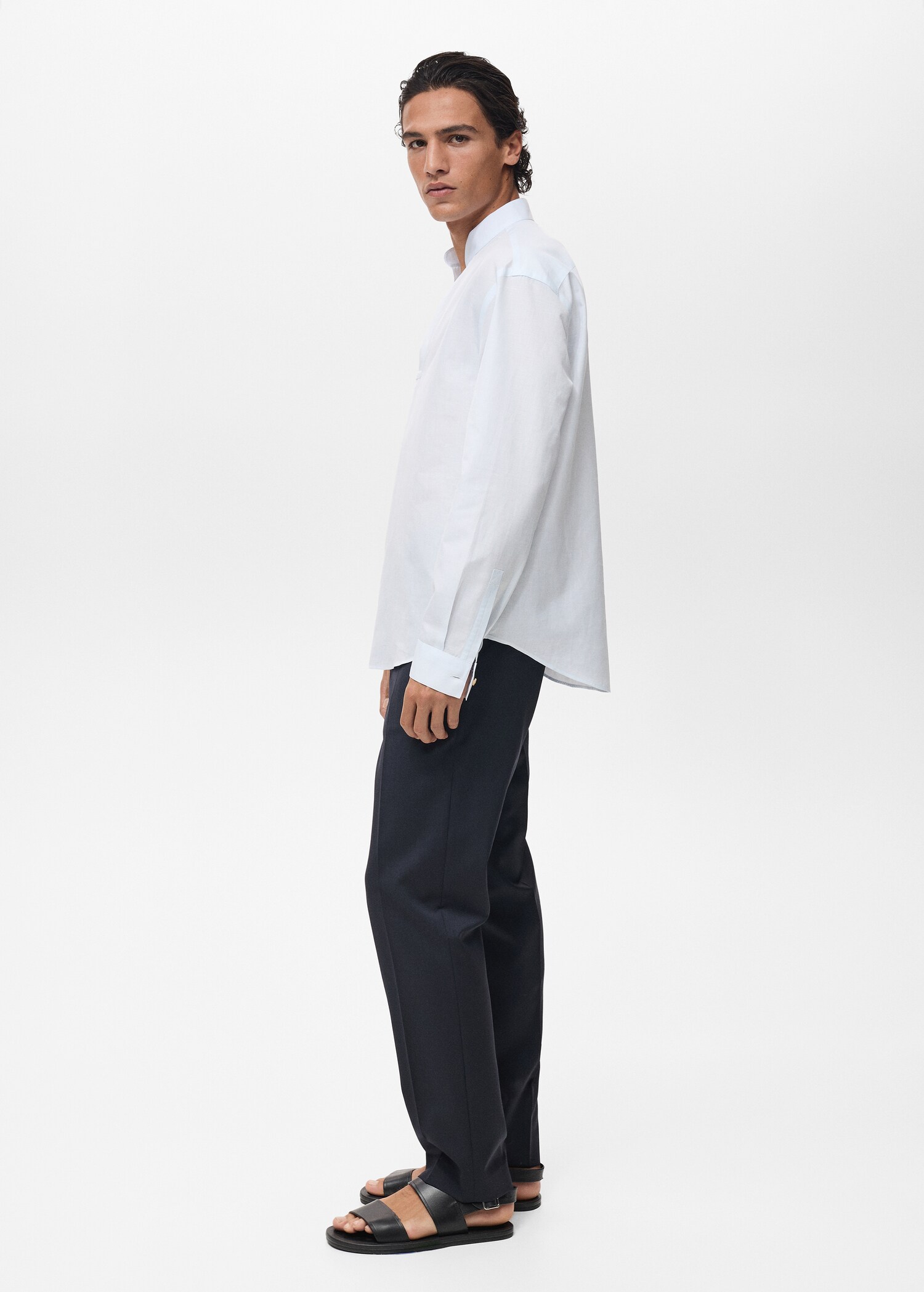 Linen-blend shirt with mandarin collar - Details of the article 2