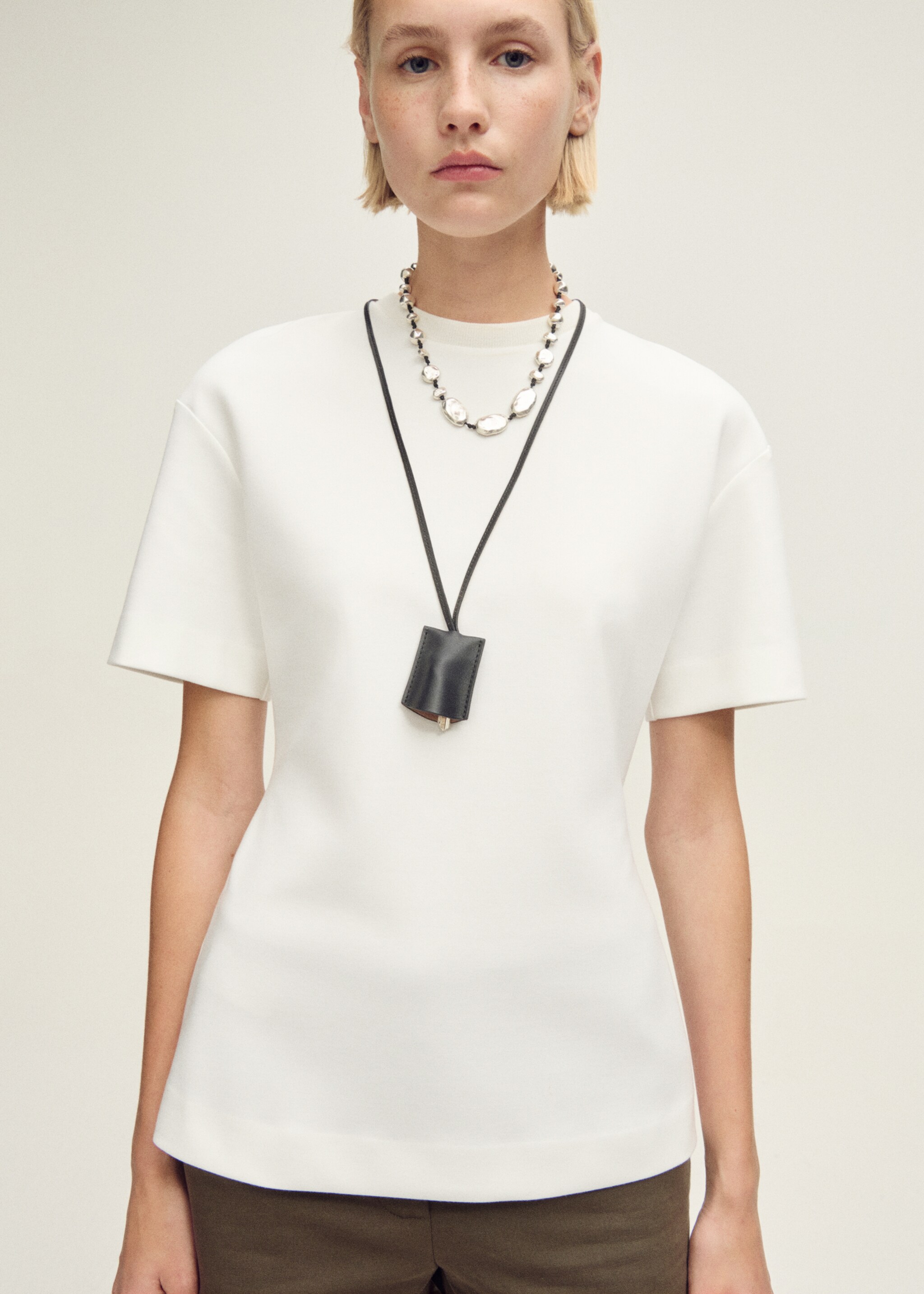 Short-sleeved peplum t-shirt - Medium plane