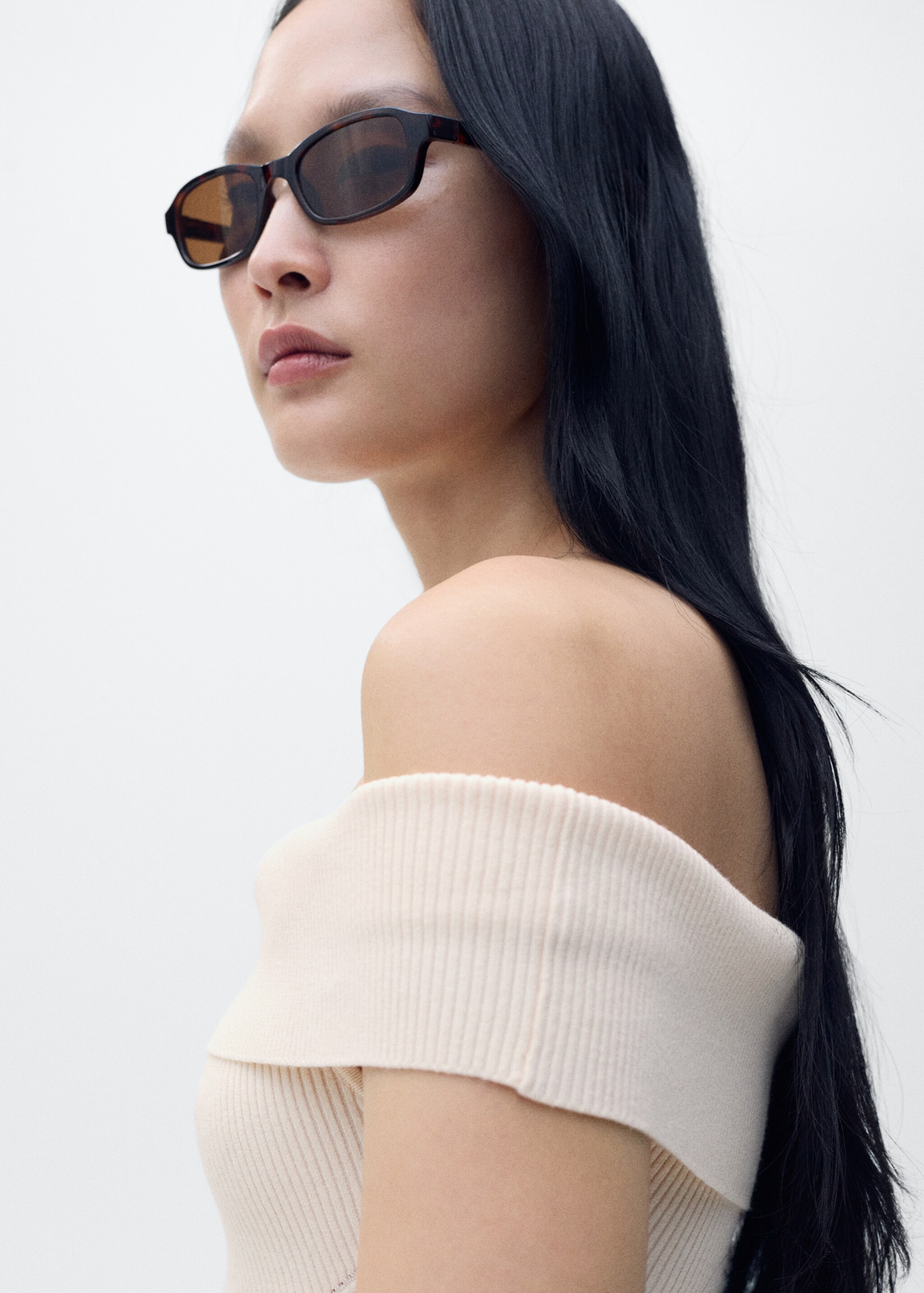 Combined dress with embroidered details - Details of the article 1