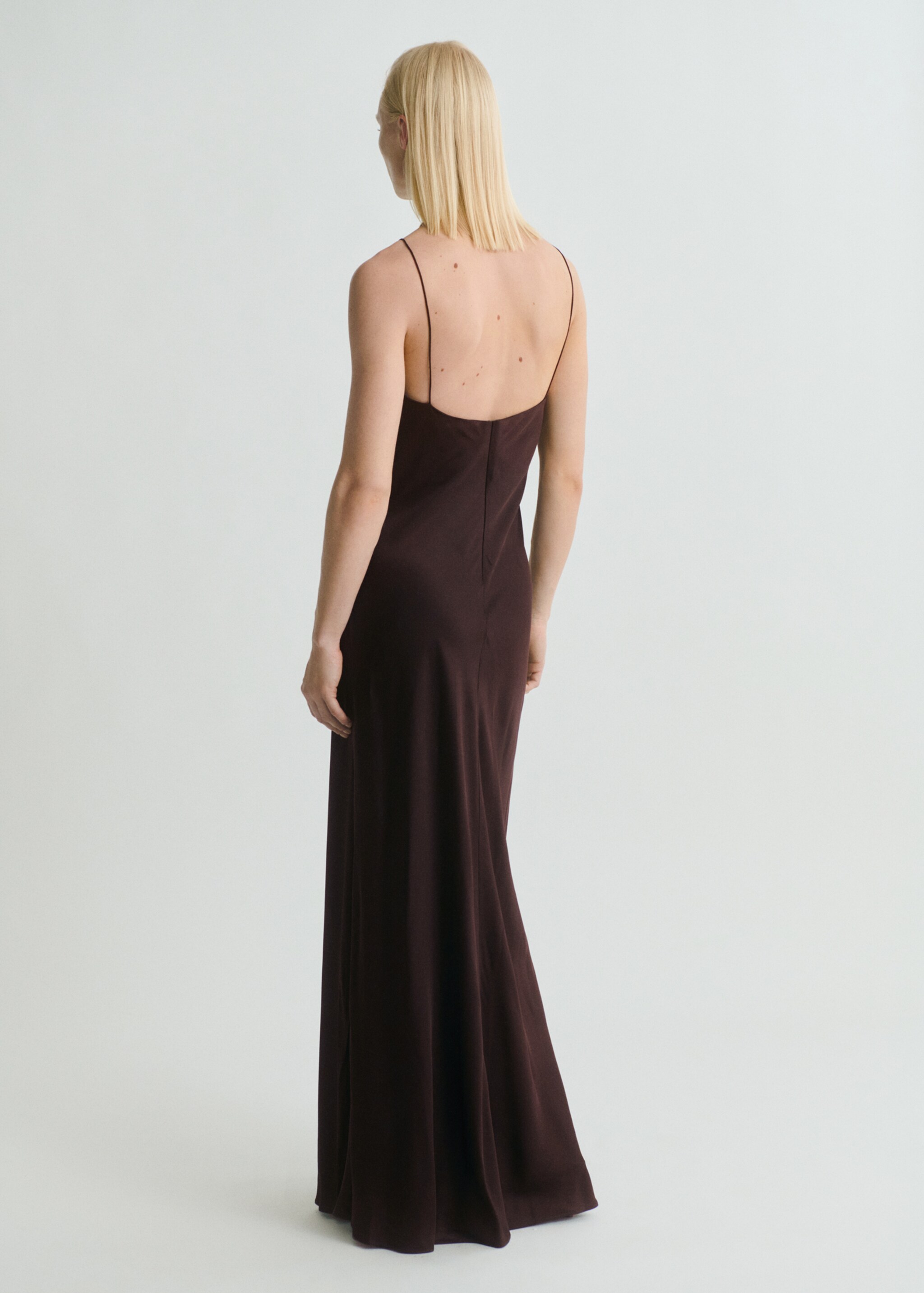 Satin dress with gathered V-neckline - Reverse of the article