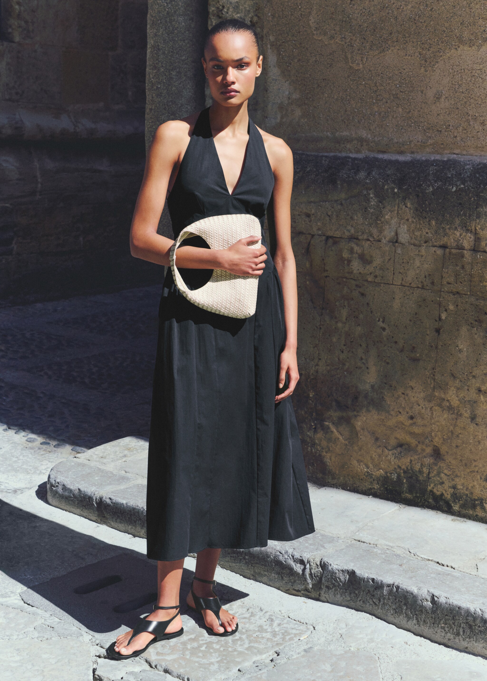Halter neck cotton midi-dress - Details of the article 6
