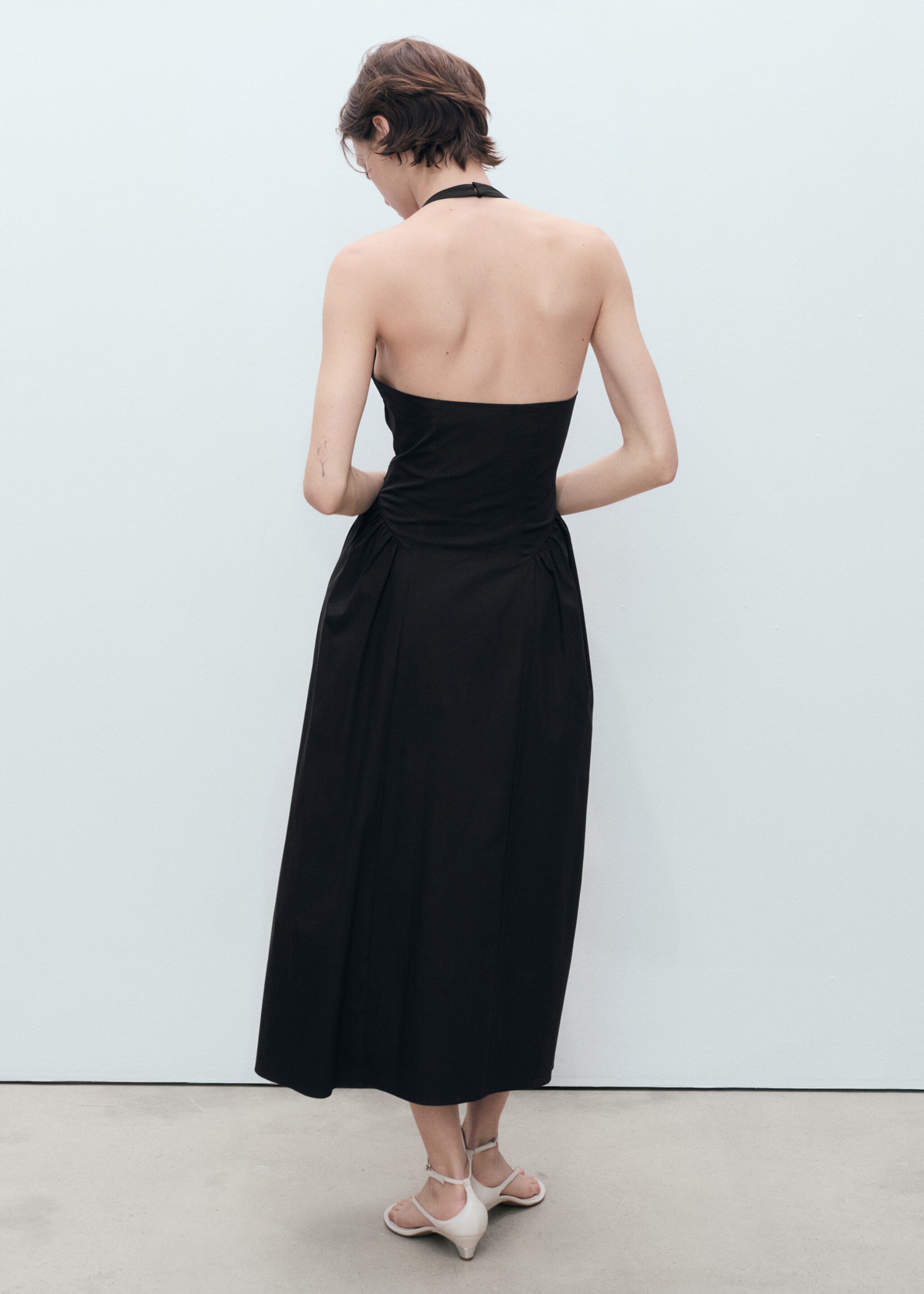 Vestido midi algodón cuello halter - Reverso del artículo