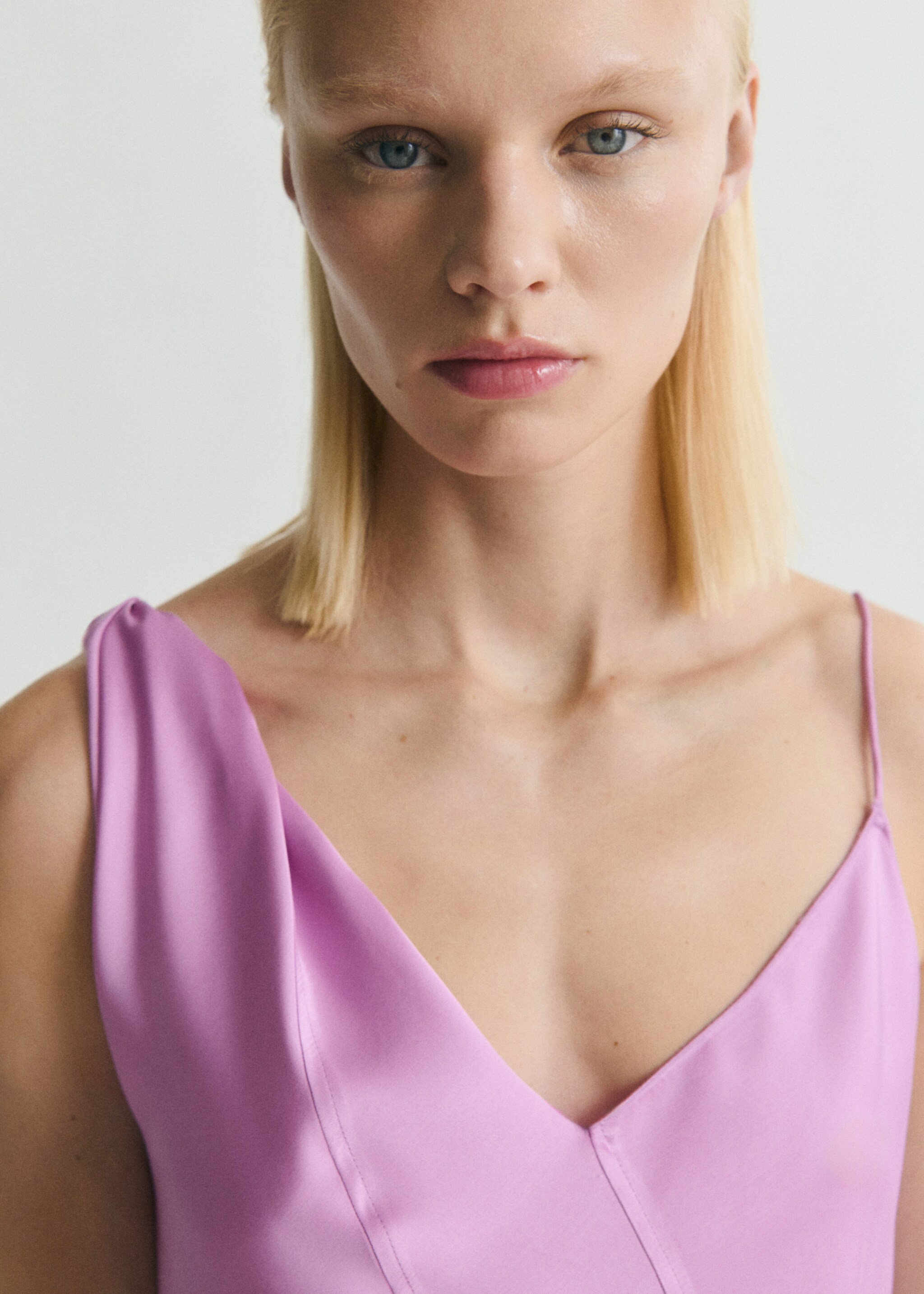 Asymmetrical satin dress - Details of the article 1