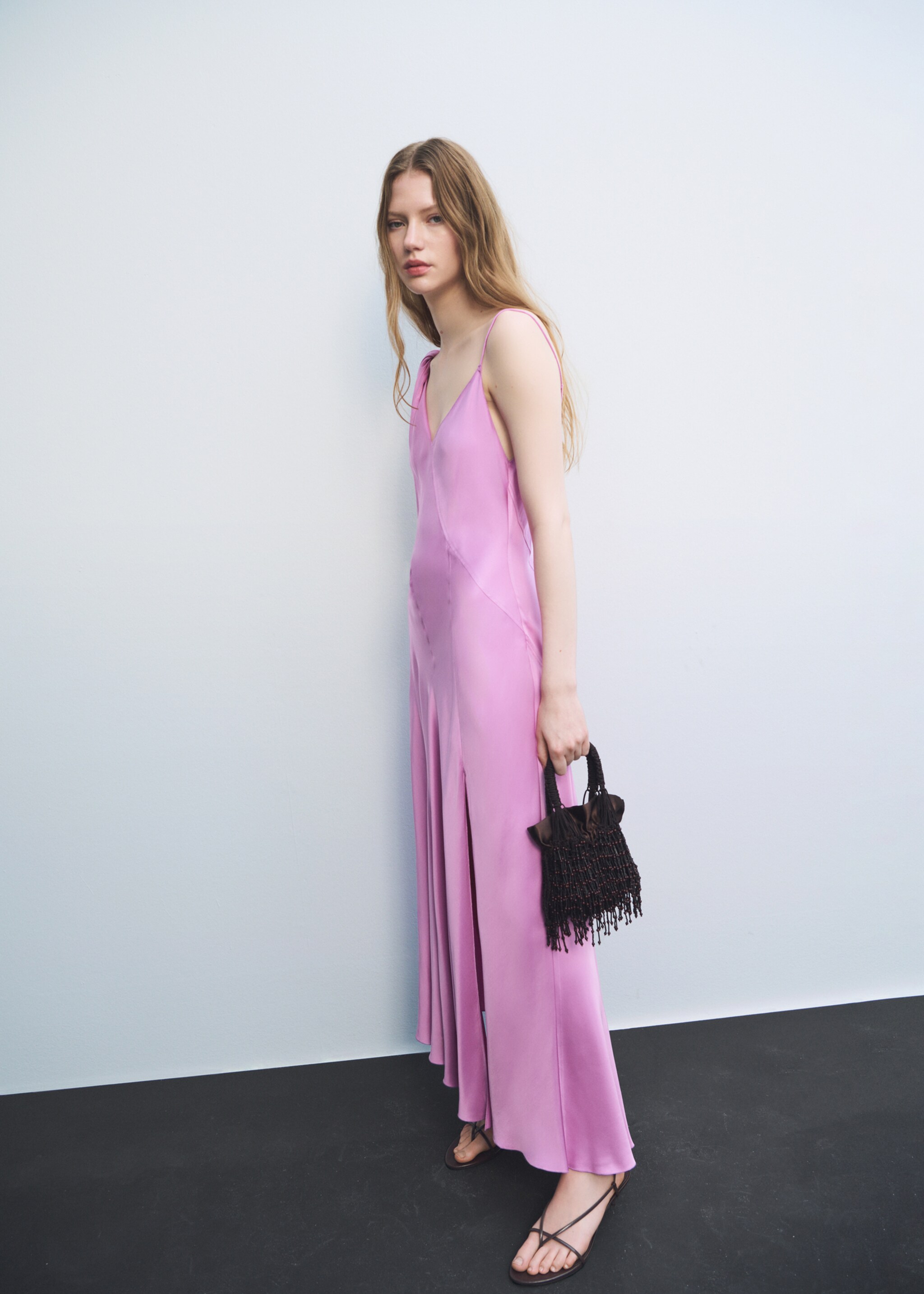 Asymmetrical satin dress - Details of the article 7