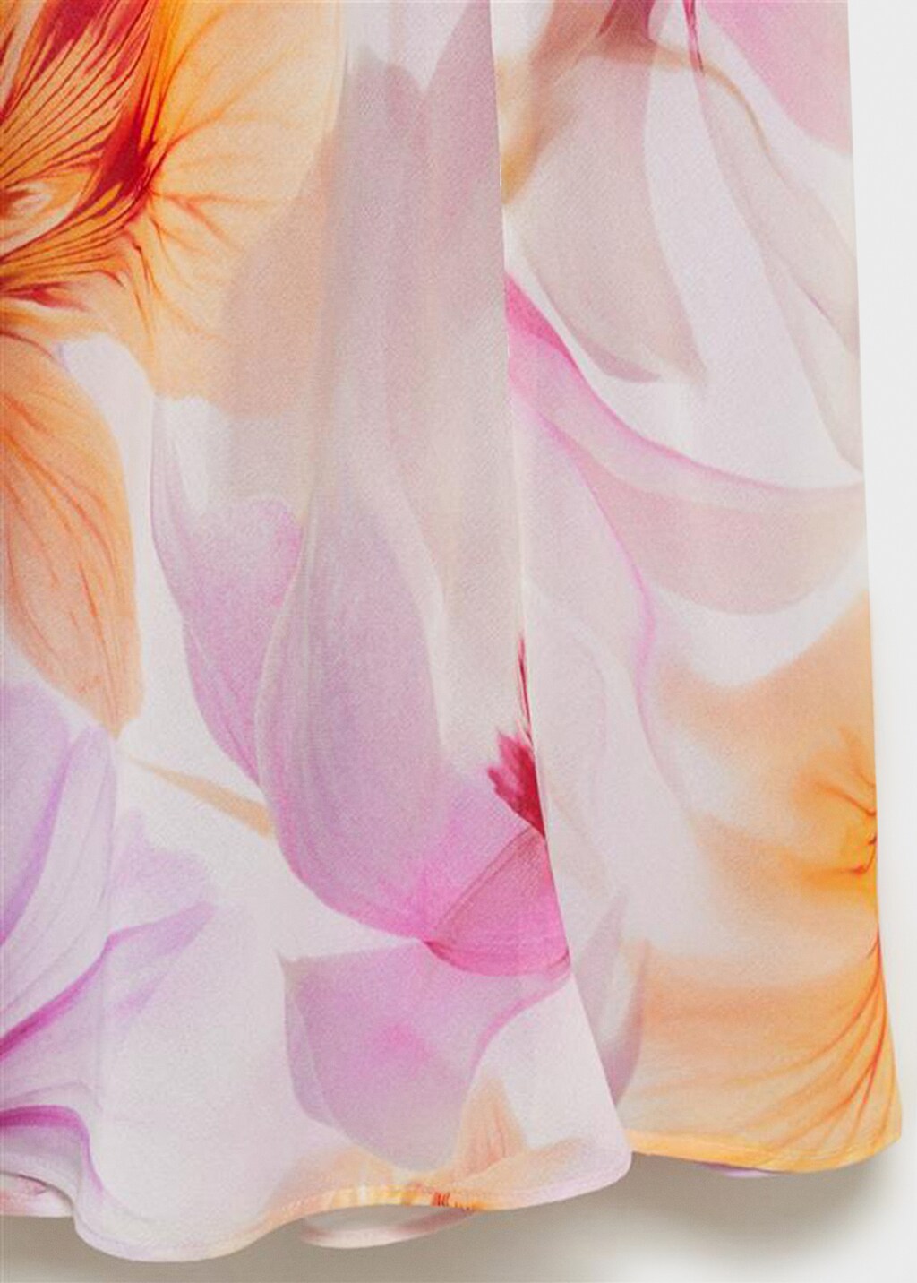 Floral dress with ruffle detail