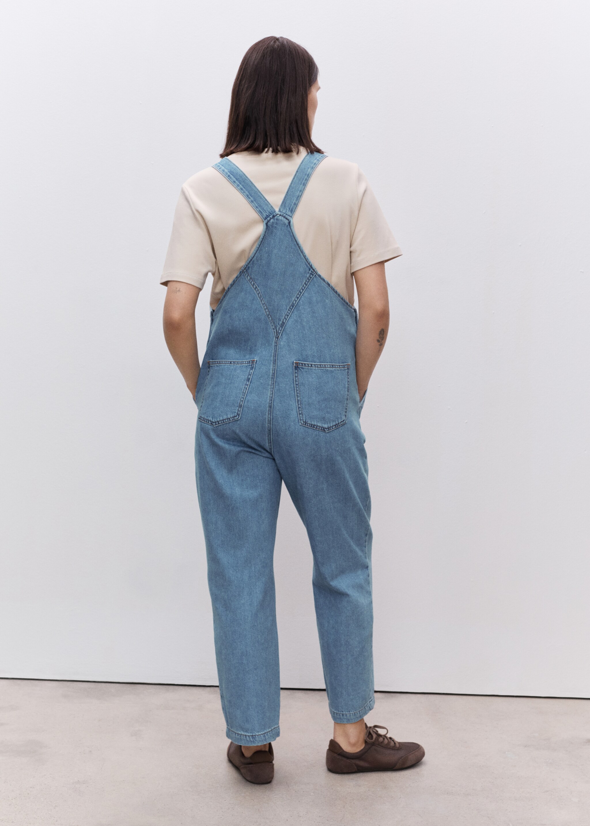 Hängseljeans mamma - Artikelns baksida