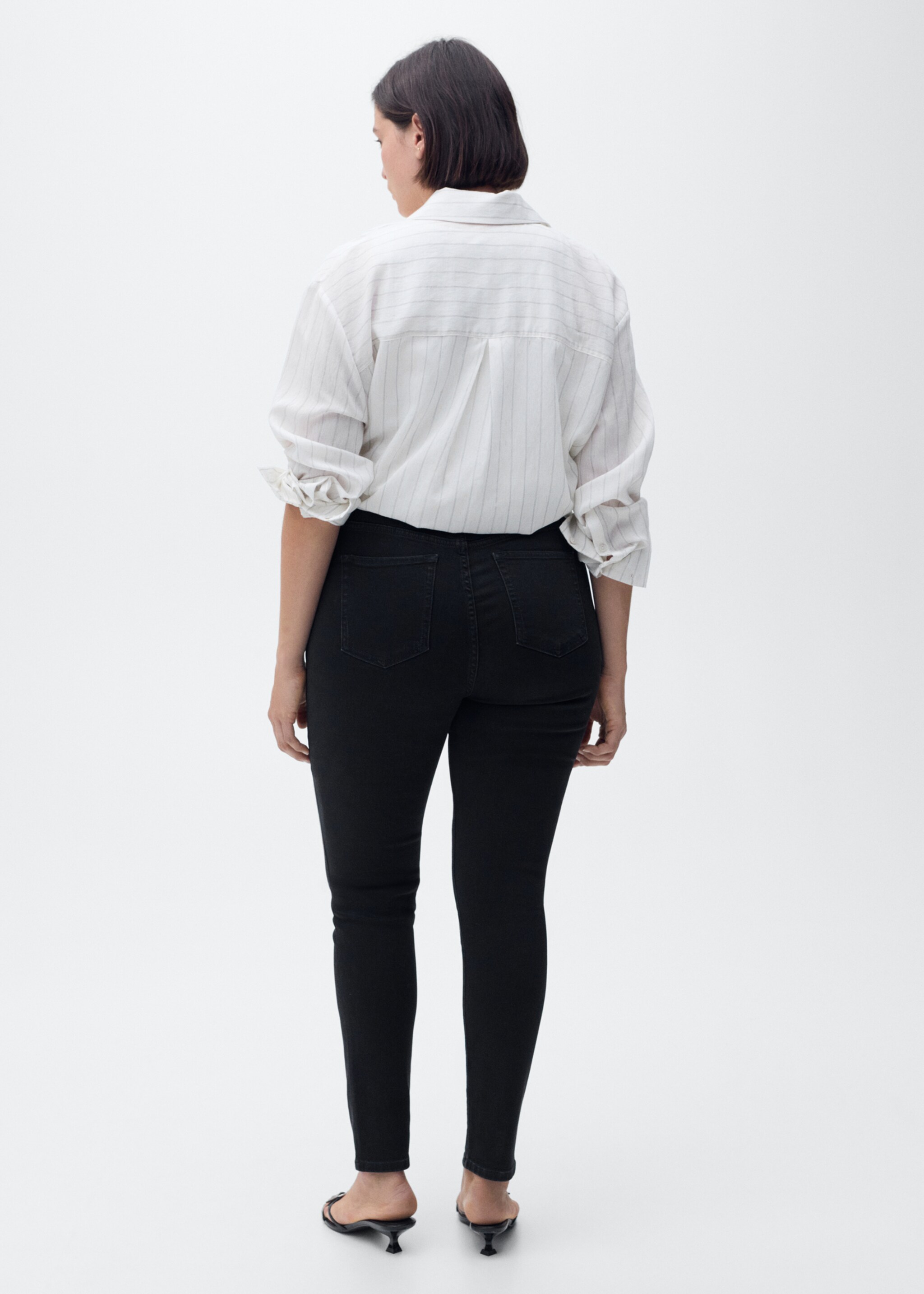 High-rise skinny jeans - Details of the article 4
