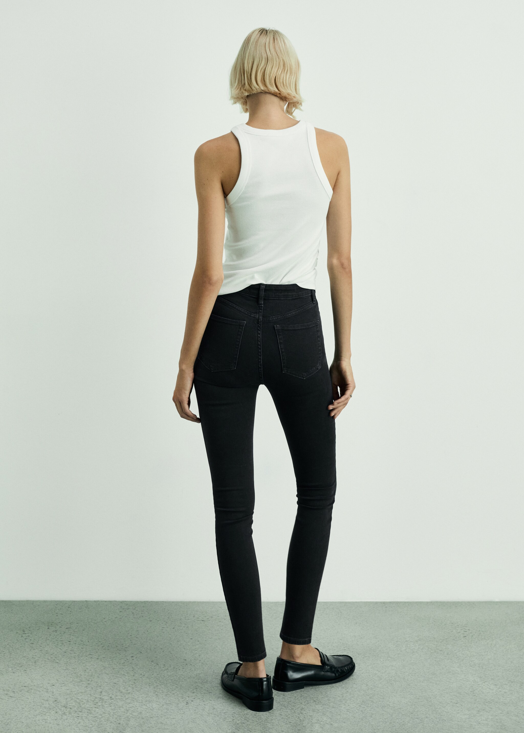 Jeans skinny tiro alto - Reverso del artículo