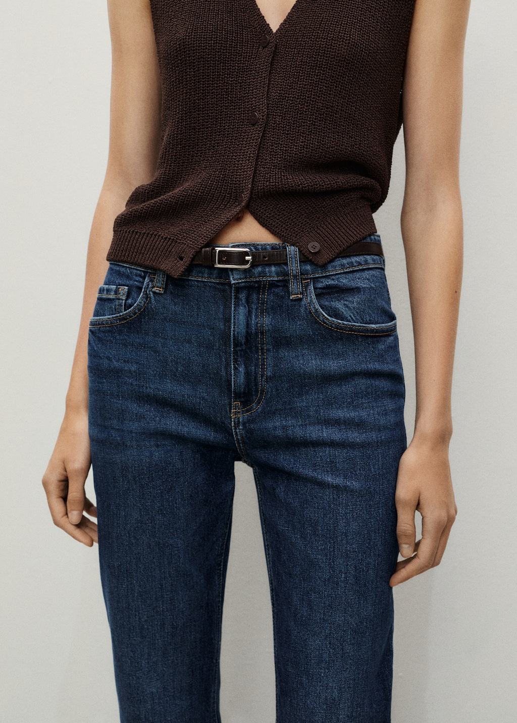 Newmom comfort high-rise jeans - Women | MANGO USA
