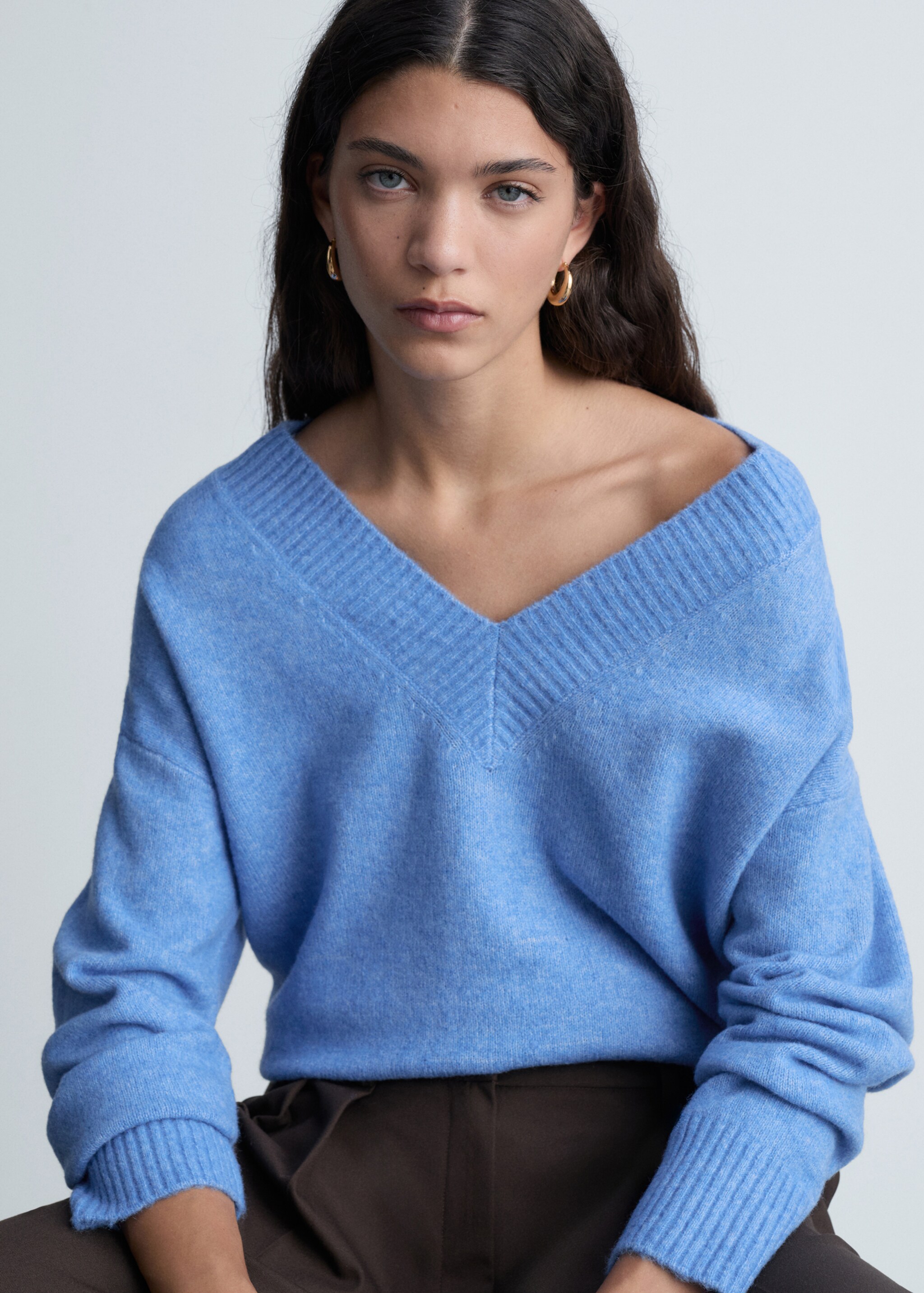 Svetr oversize s výstřihem do V - Detail zboží 2