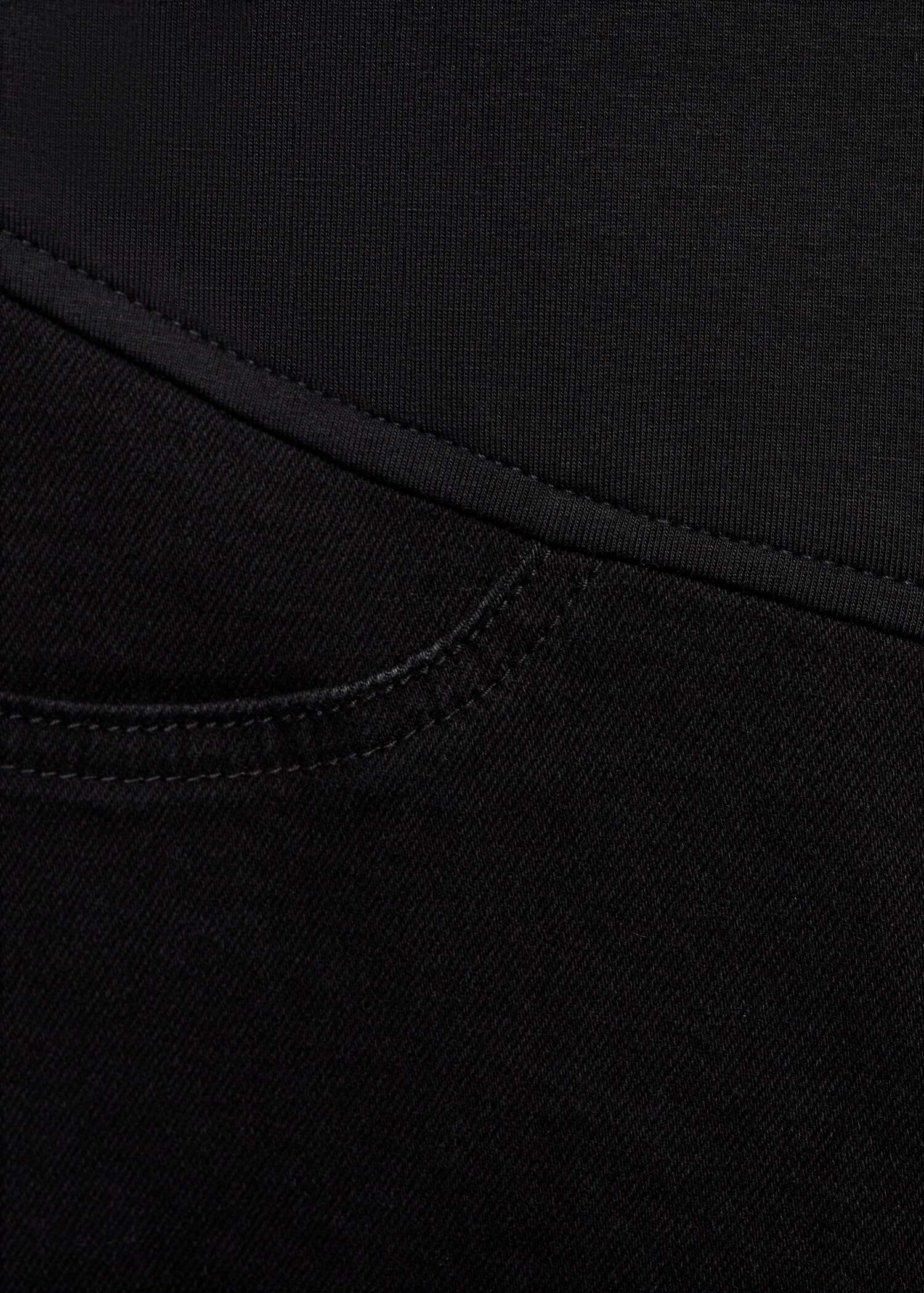 Maternity flared jeans - Details of the article 8