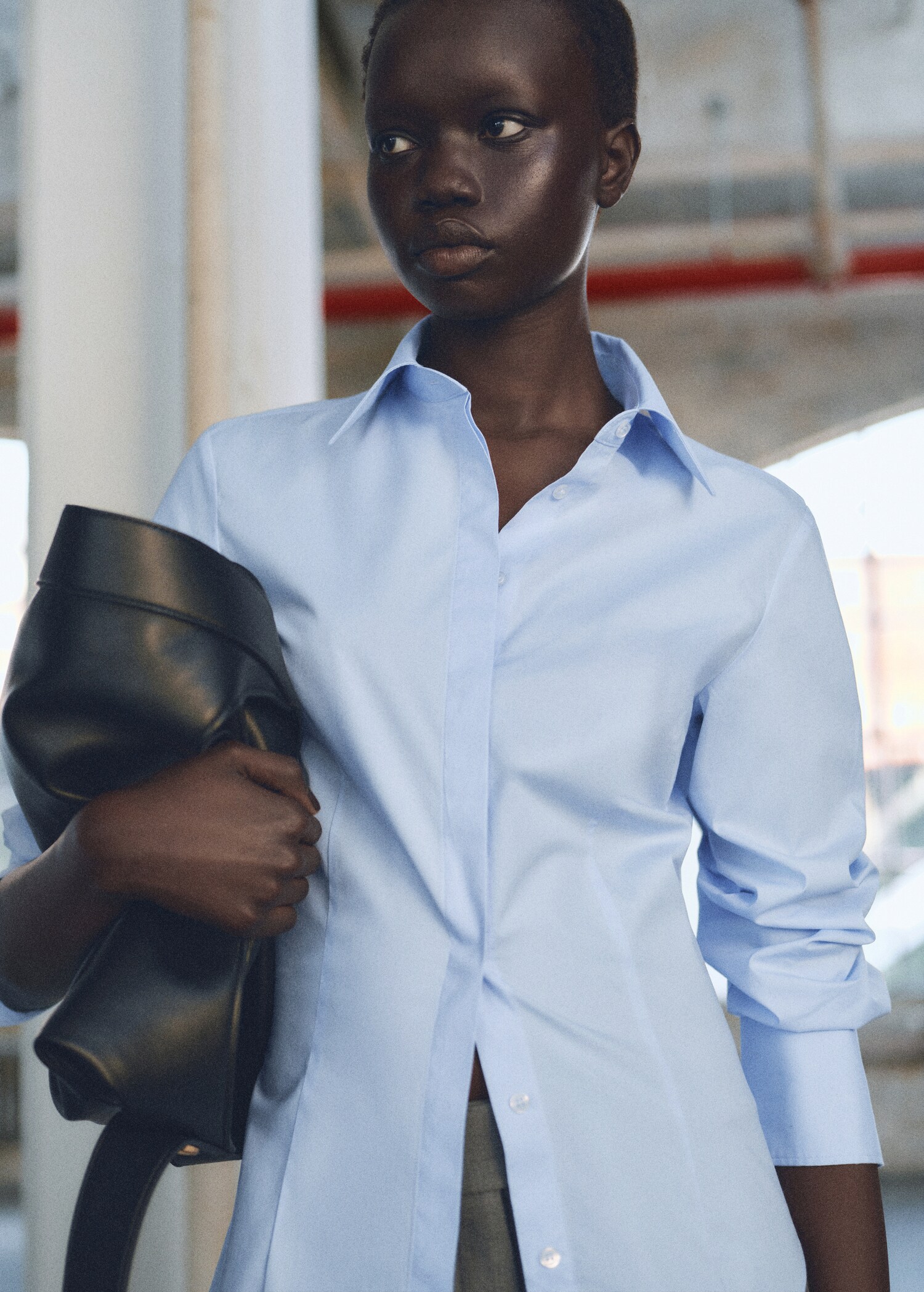 Chemise coton cintrée - Plan moyen