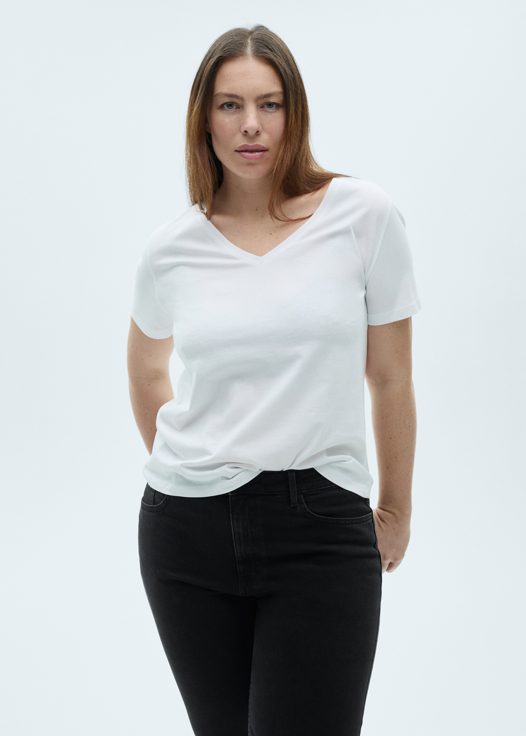V-neck cotton T-shirt - Details of the article 5