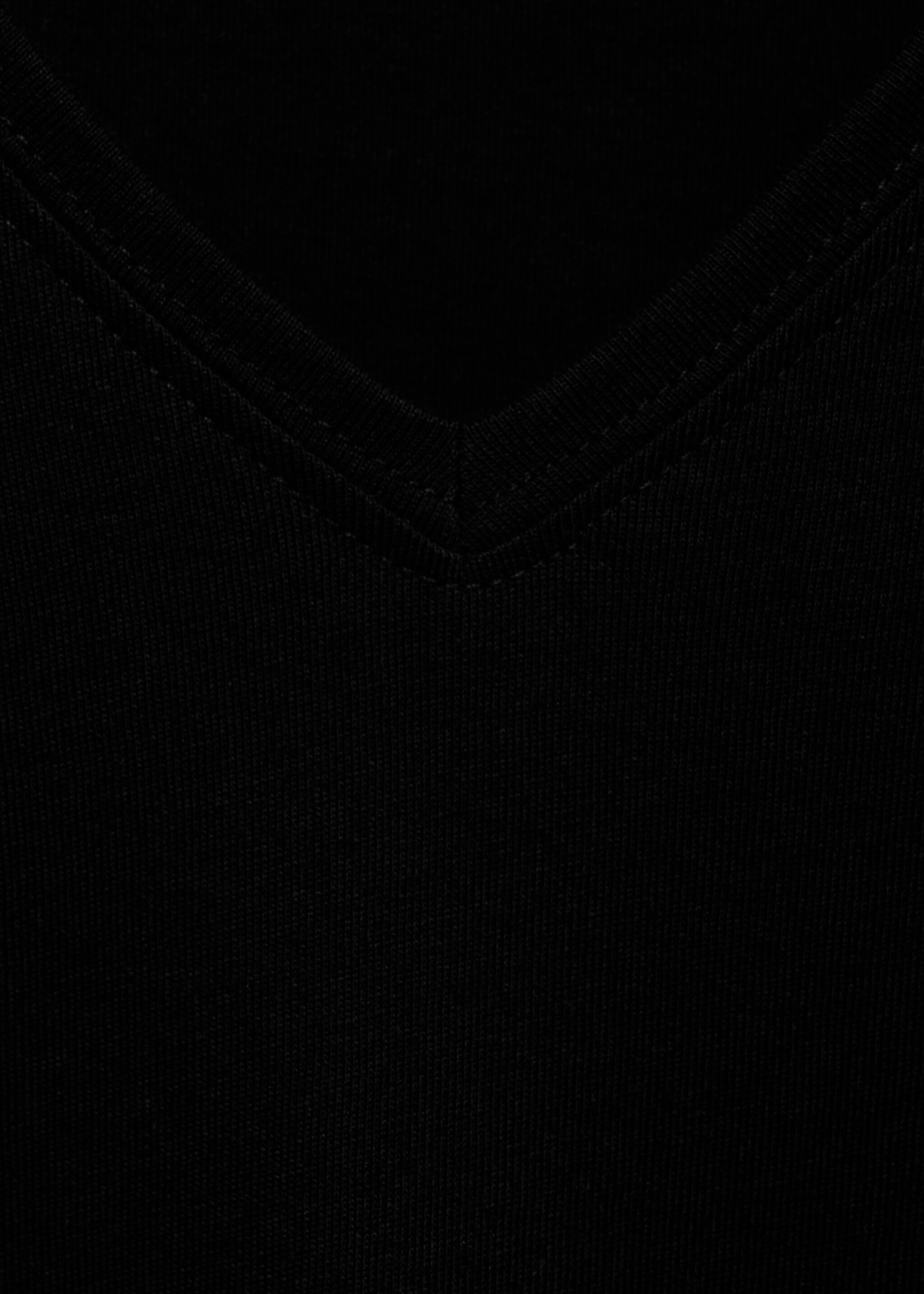 V-neck cotton T-shirt - Details of the article 8