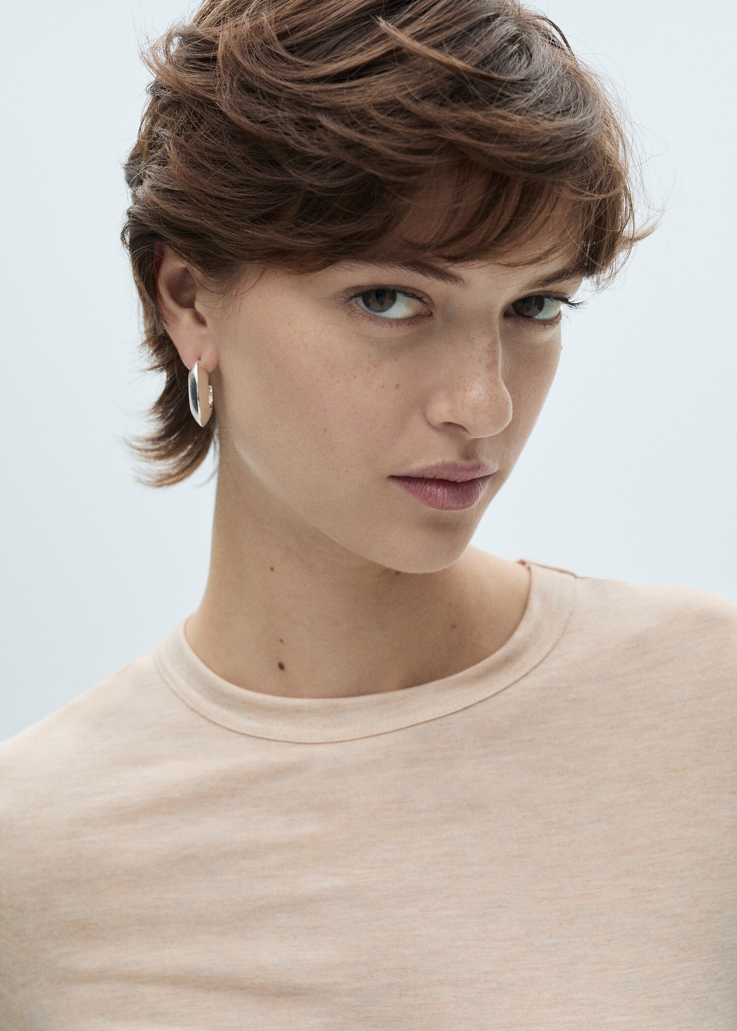 Long-sleeved fitted t-shirt - Details of the article 1