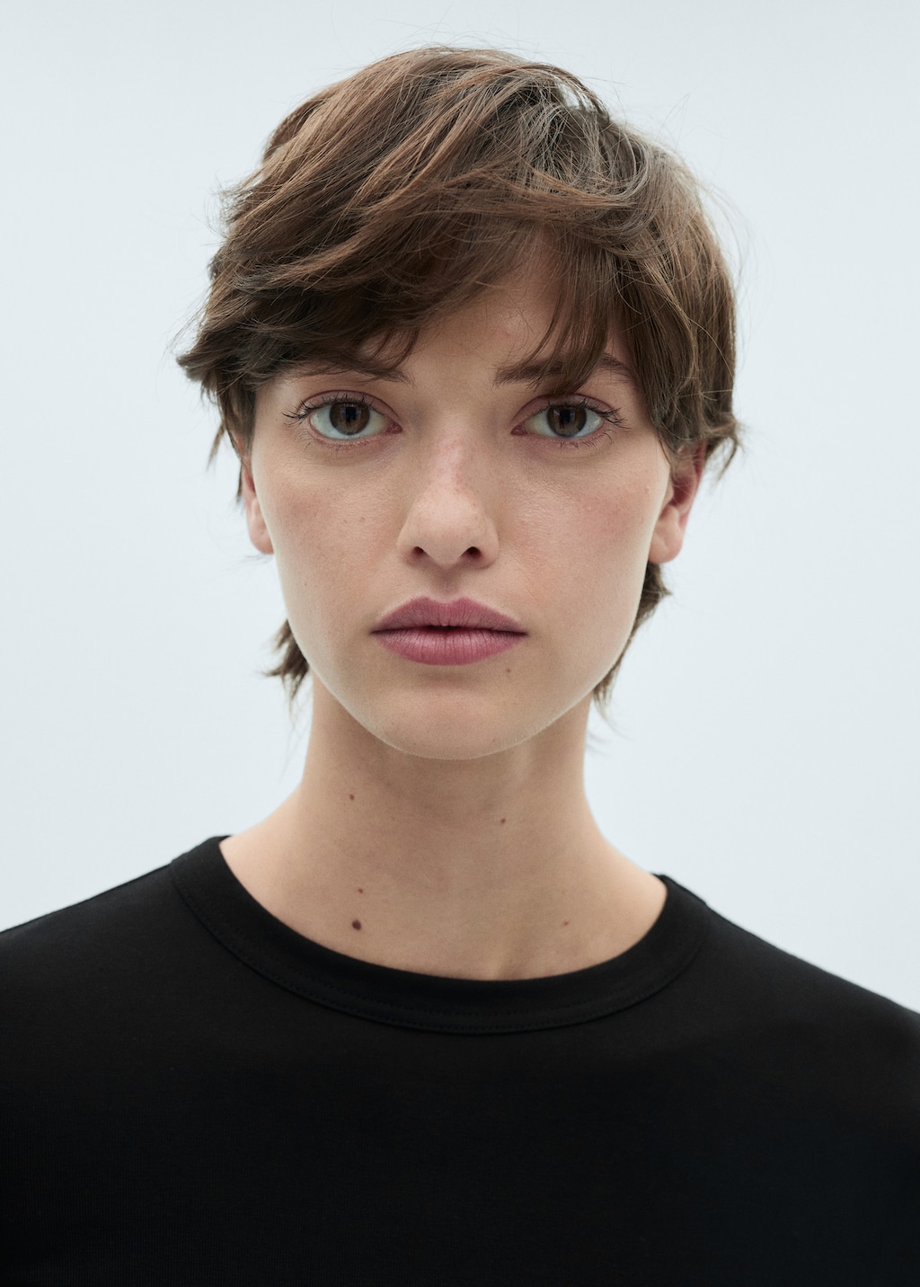 Long-sleeved fitted t-shirt