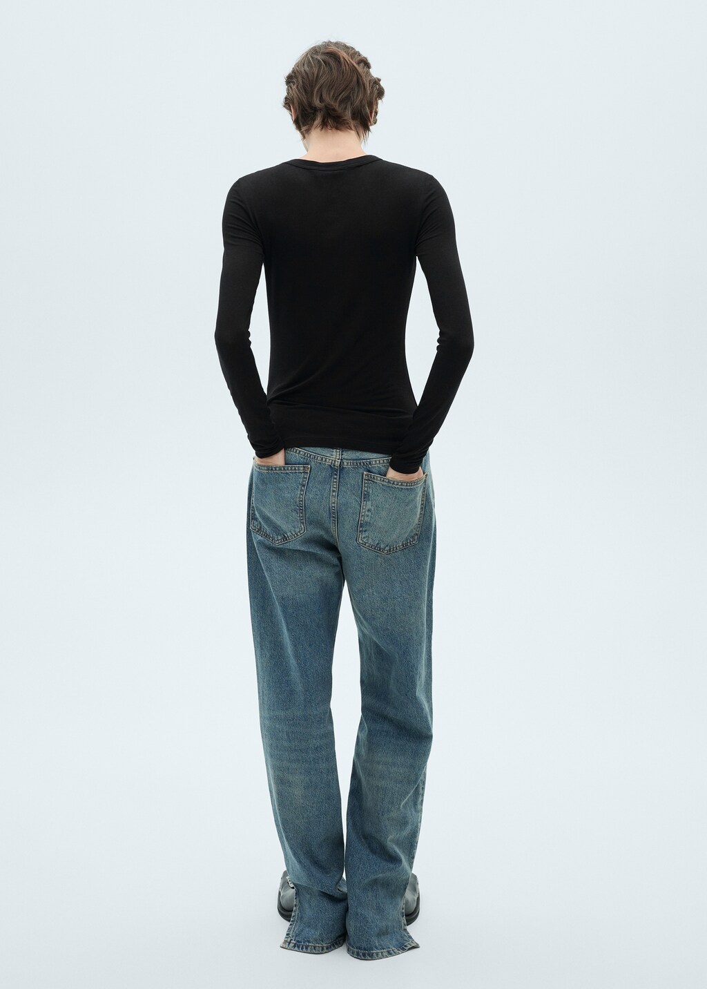 Long-sleeved fitted t-shirt - image 3