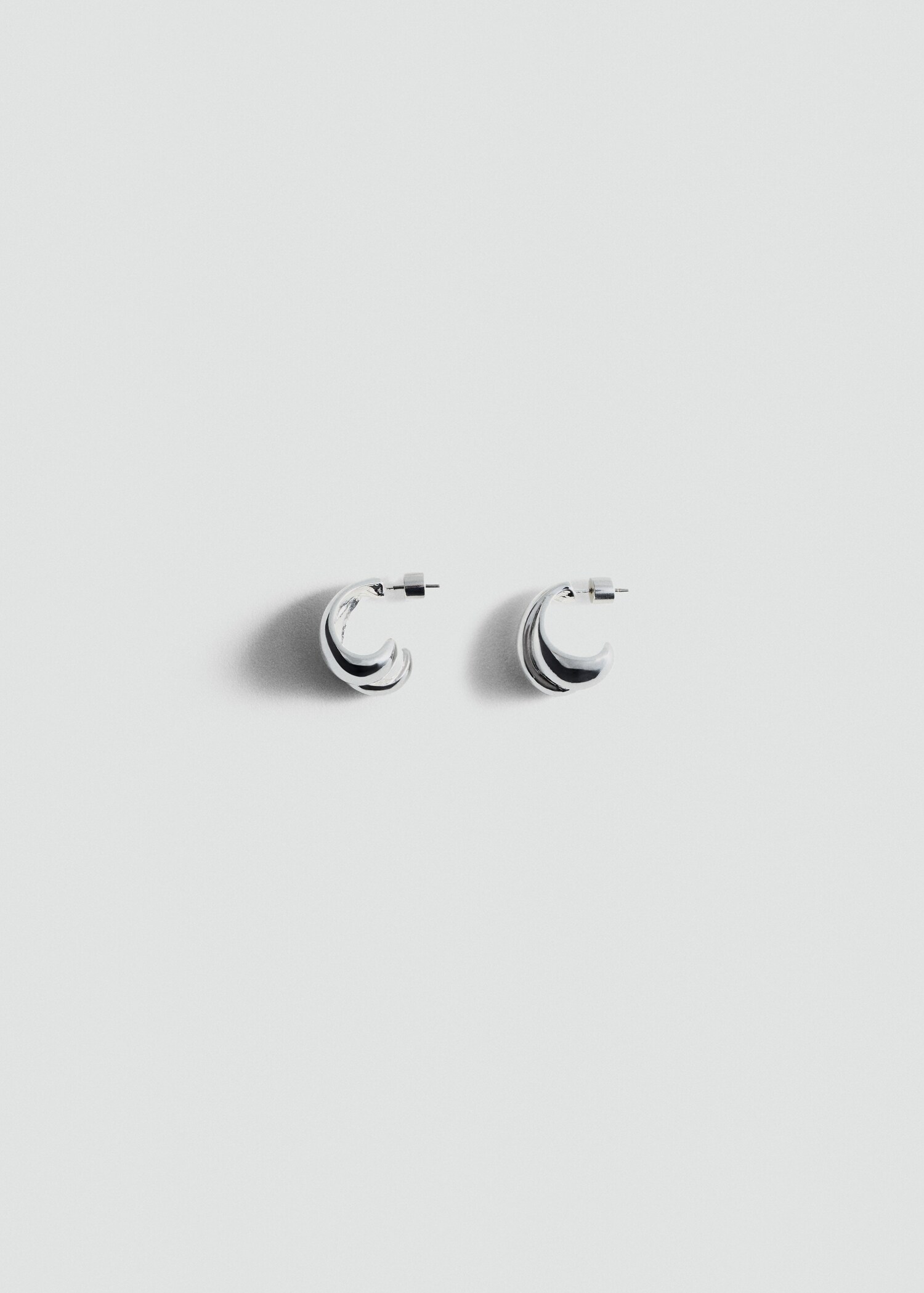 Intertwined double hoop earrings - Article without model