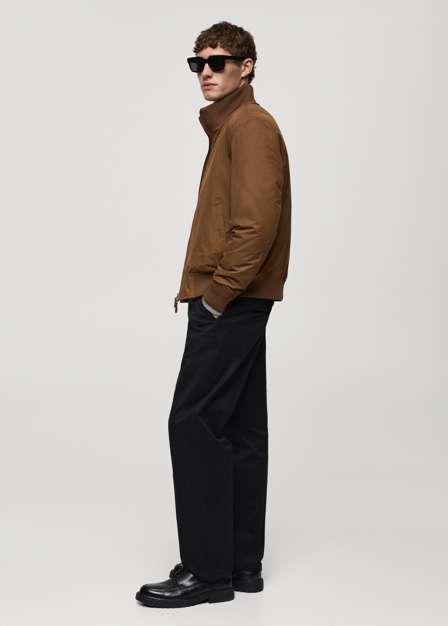Water-repellent quilted bomber jacket - Details of the article 2