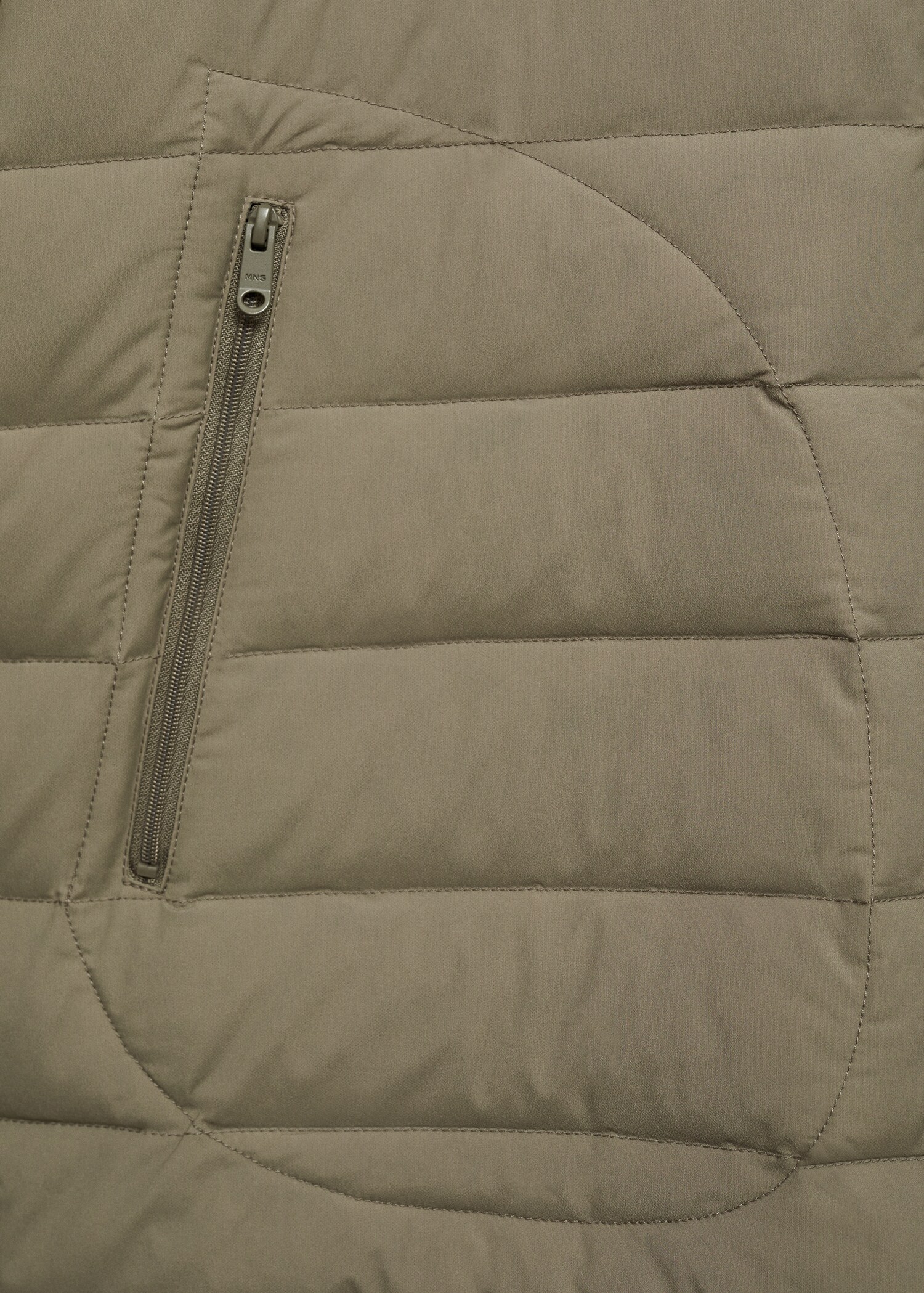 Quilted jacket with down and feather filling - Details of the article 8