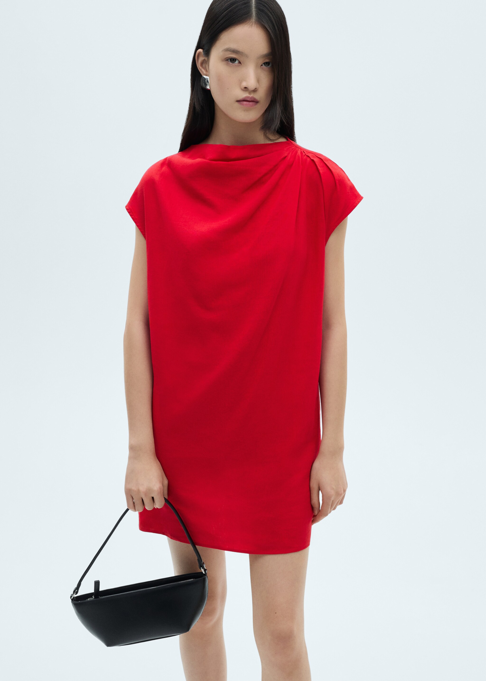 Vestido lino cuello drapeado - Plano medio