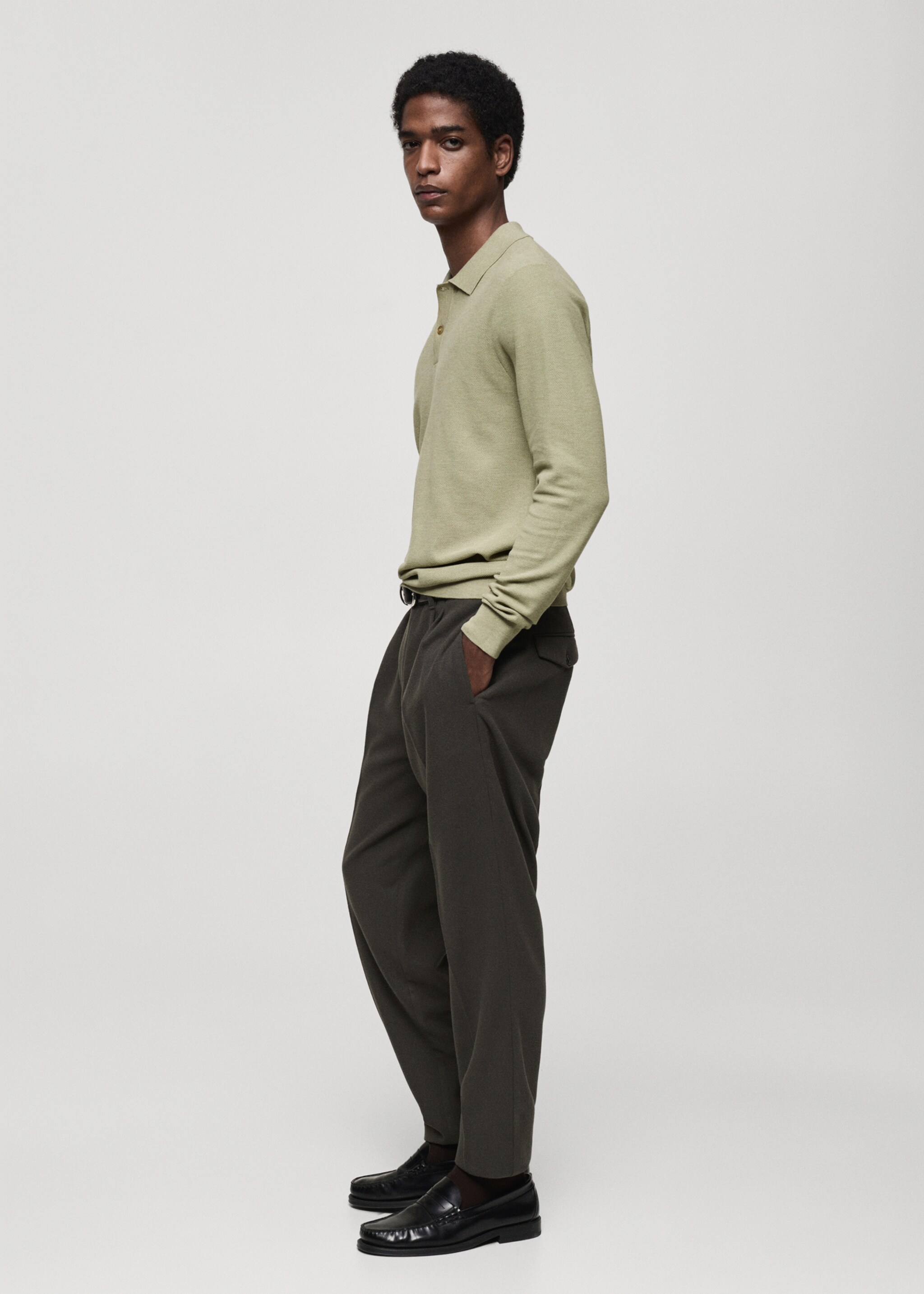 Micro-structured cotton knitted polo shirt - Details of the article 2