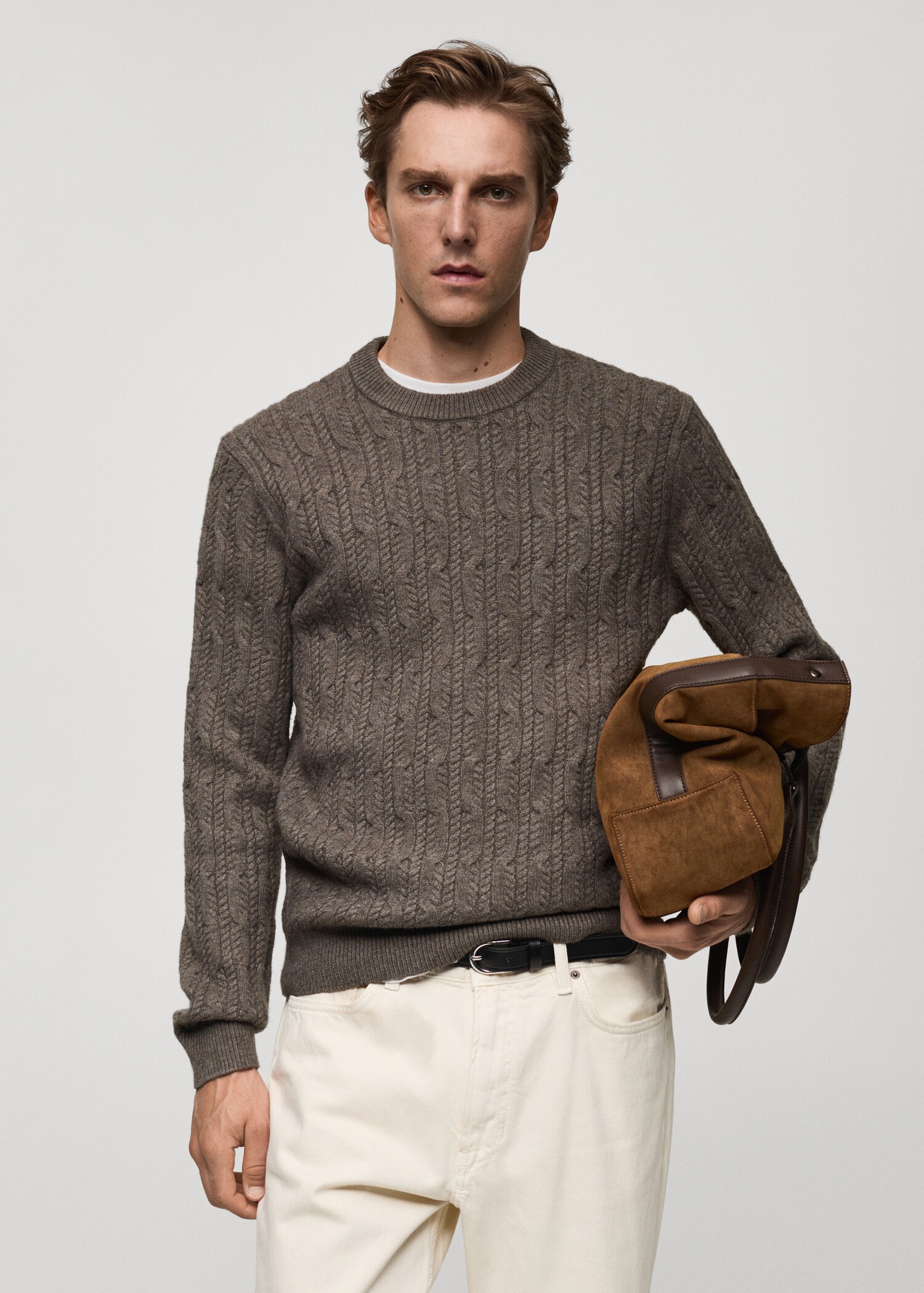 Braided knitted sweater - Medium plane