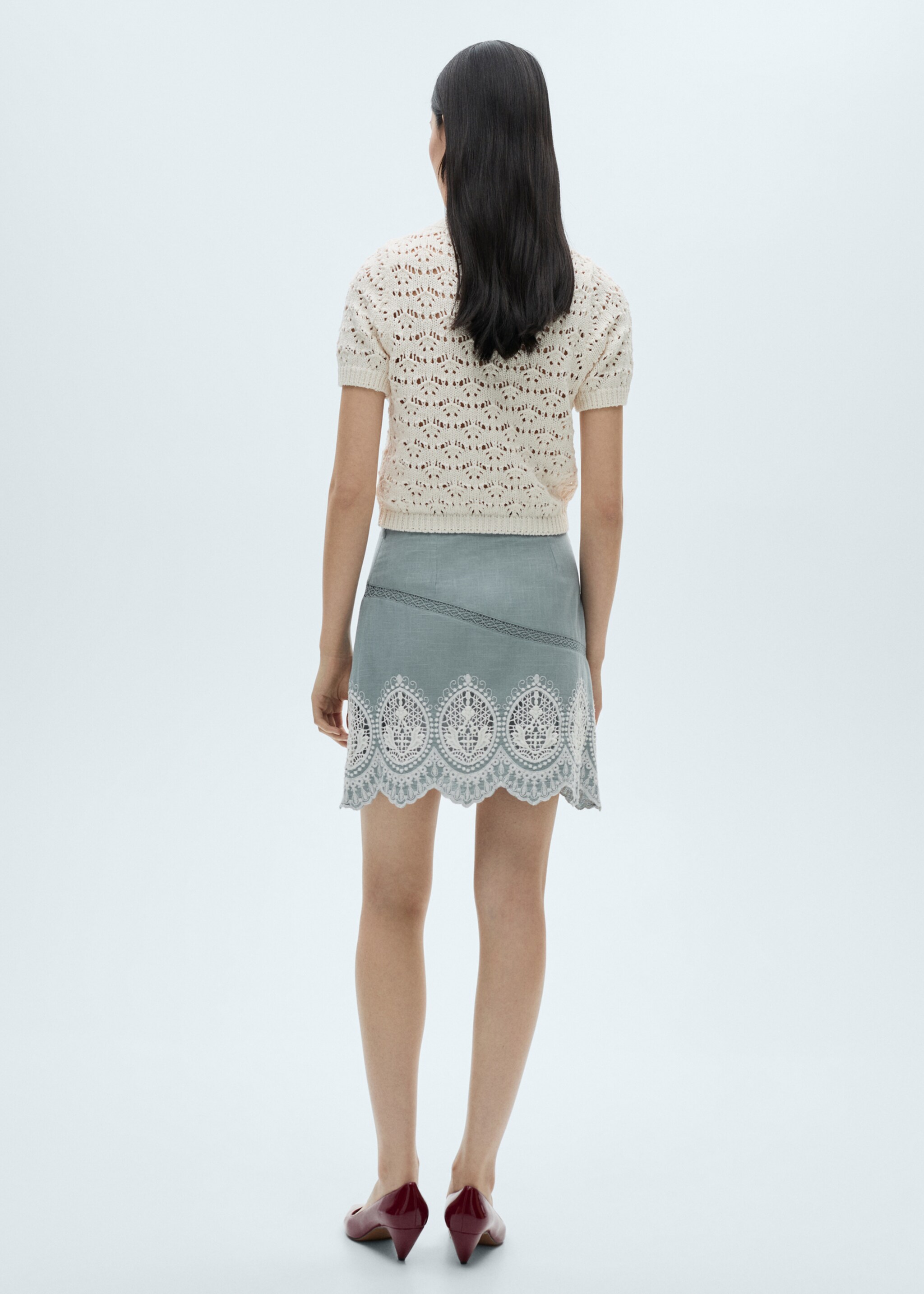 Cotton skirt with embroidered hem - Reverse of the article