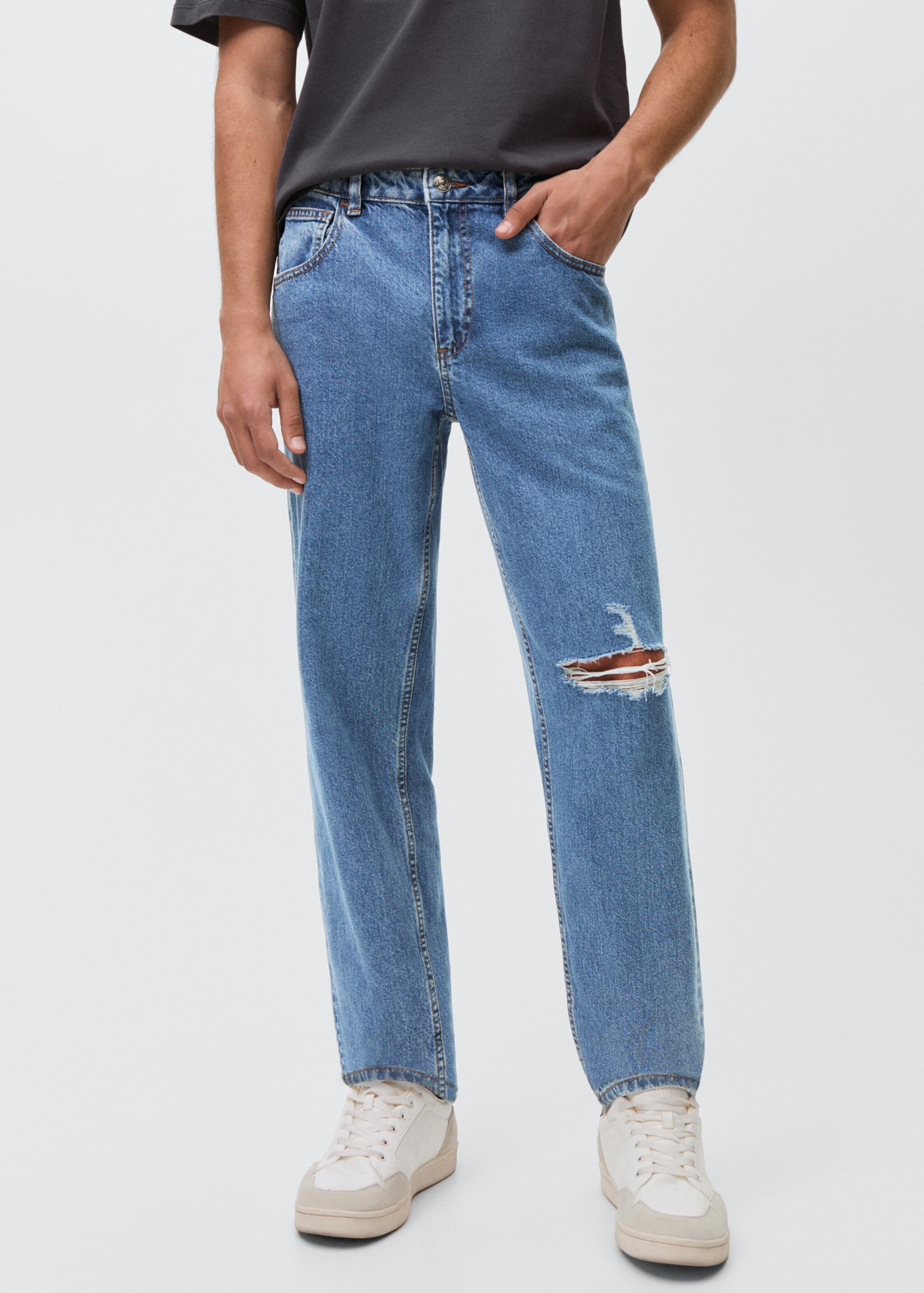 Ripped slim jeans - Details of the article 6
