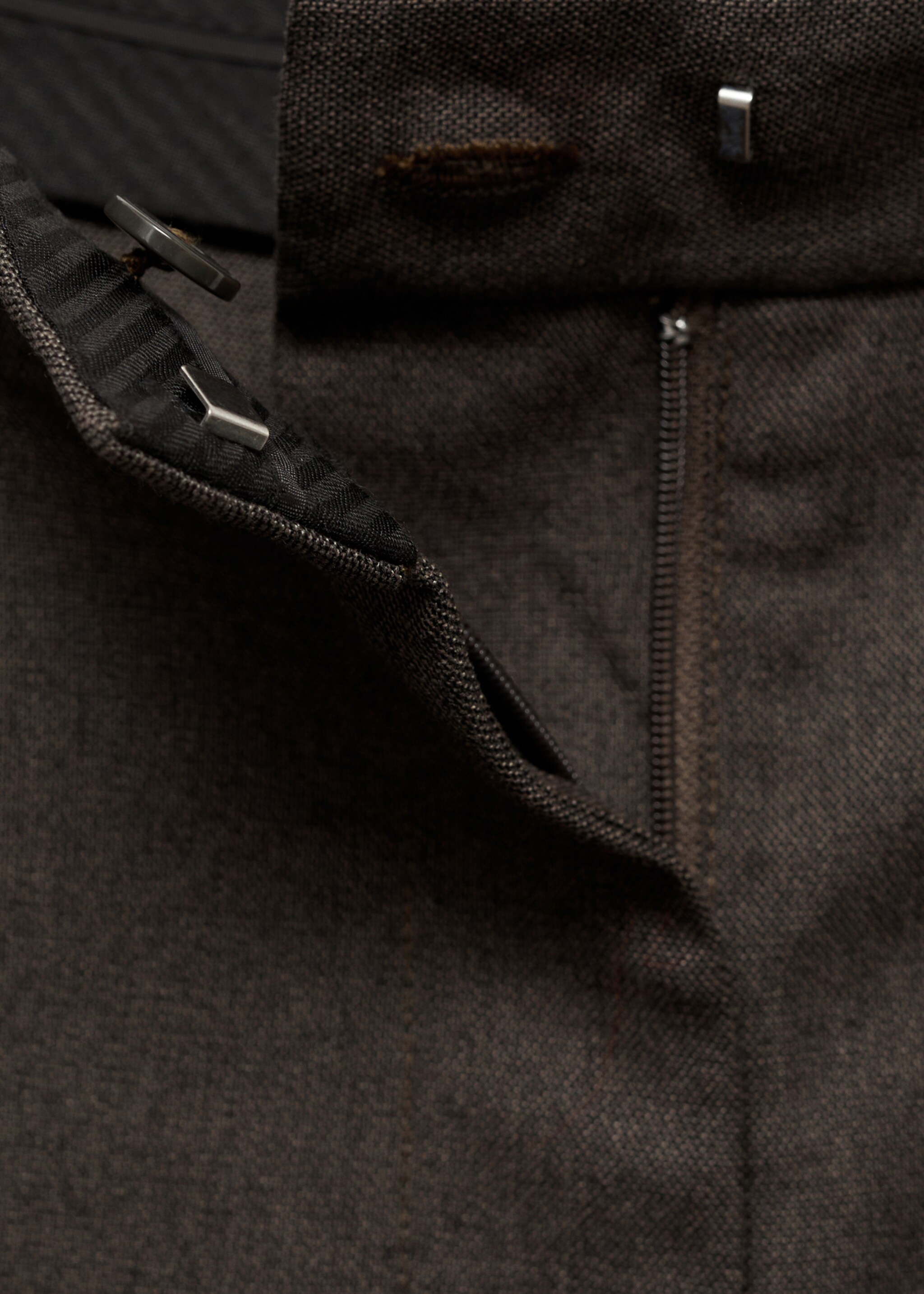 Buttoned-hem Wide-leg trousers - Details of the article 8