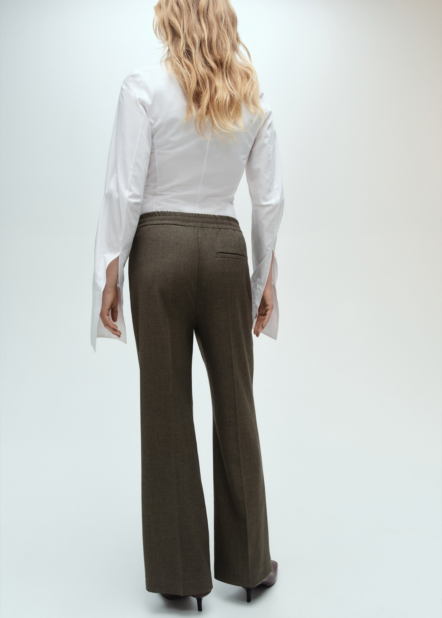 Wideleg trousers with elastic waist - Reverse of the article