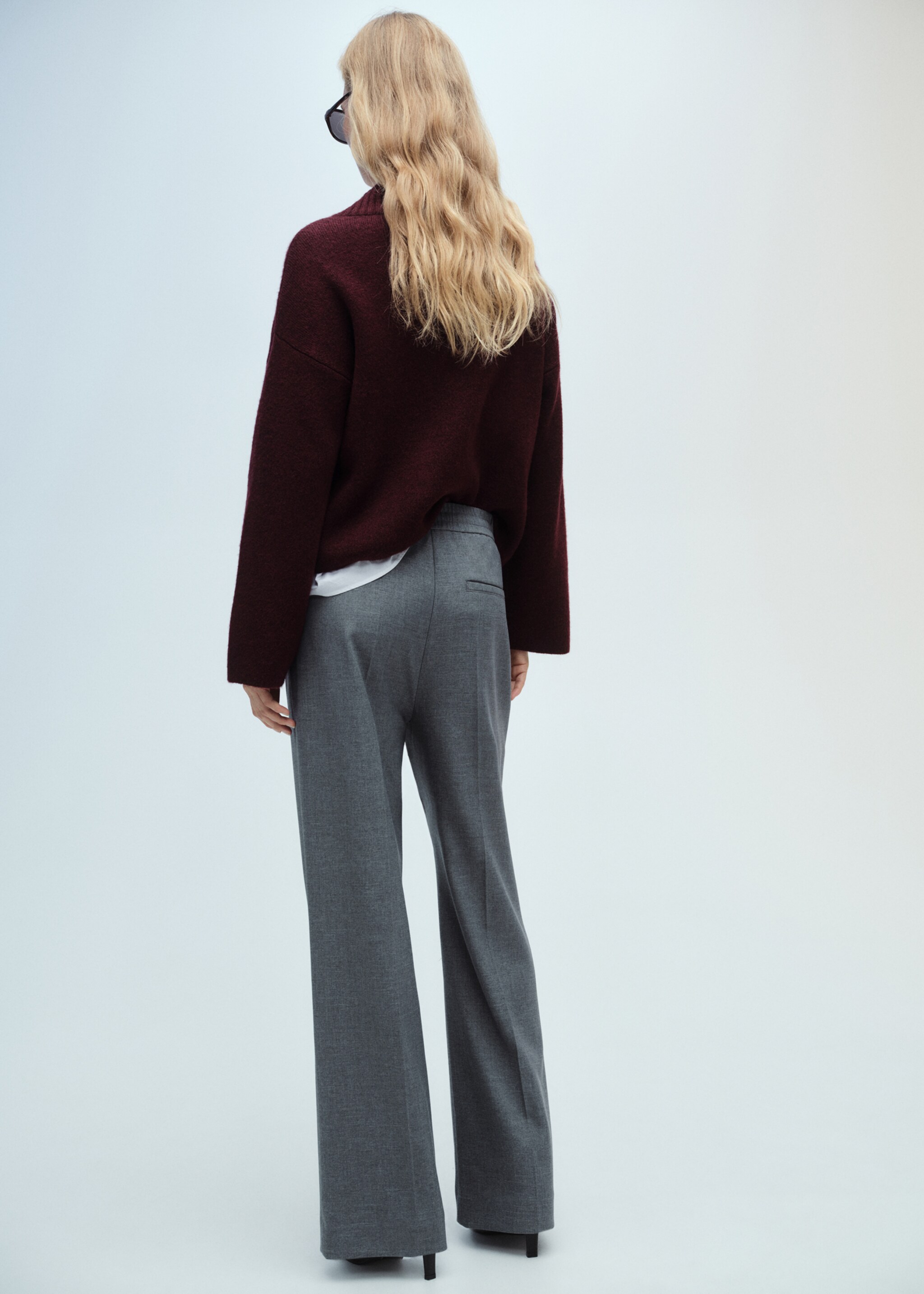 Wideleg trousers with elastic waist - Reverse of the article, Grey. Ref: 87011516-00.