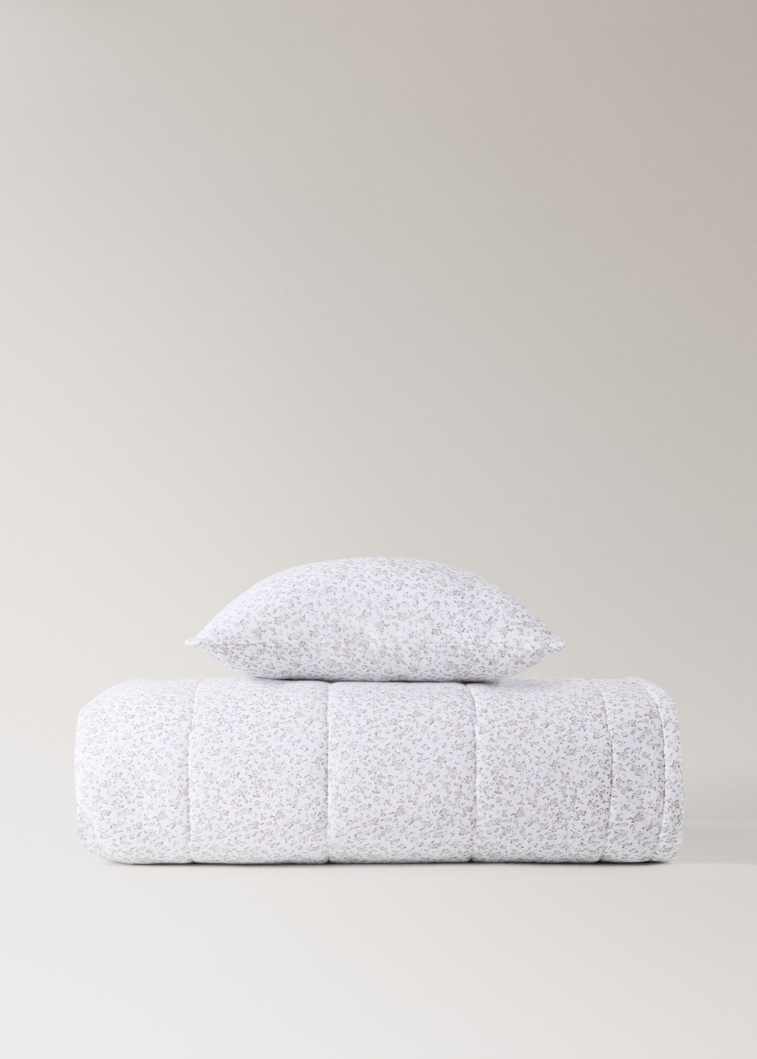 Cotton floral-print bedspread for cot - Details of the article 3