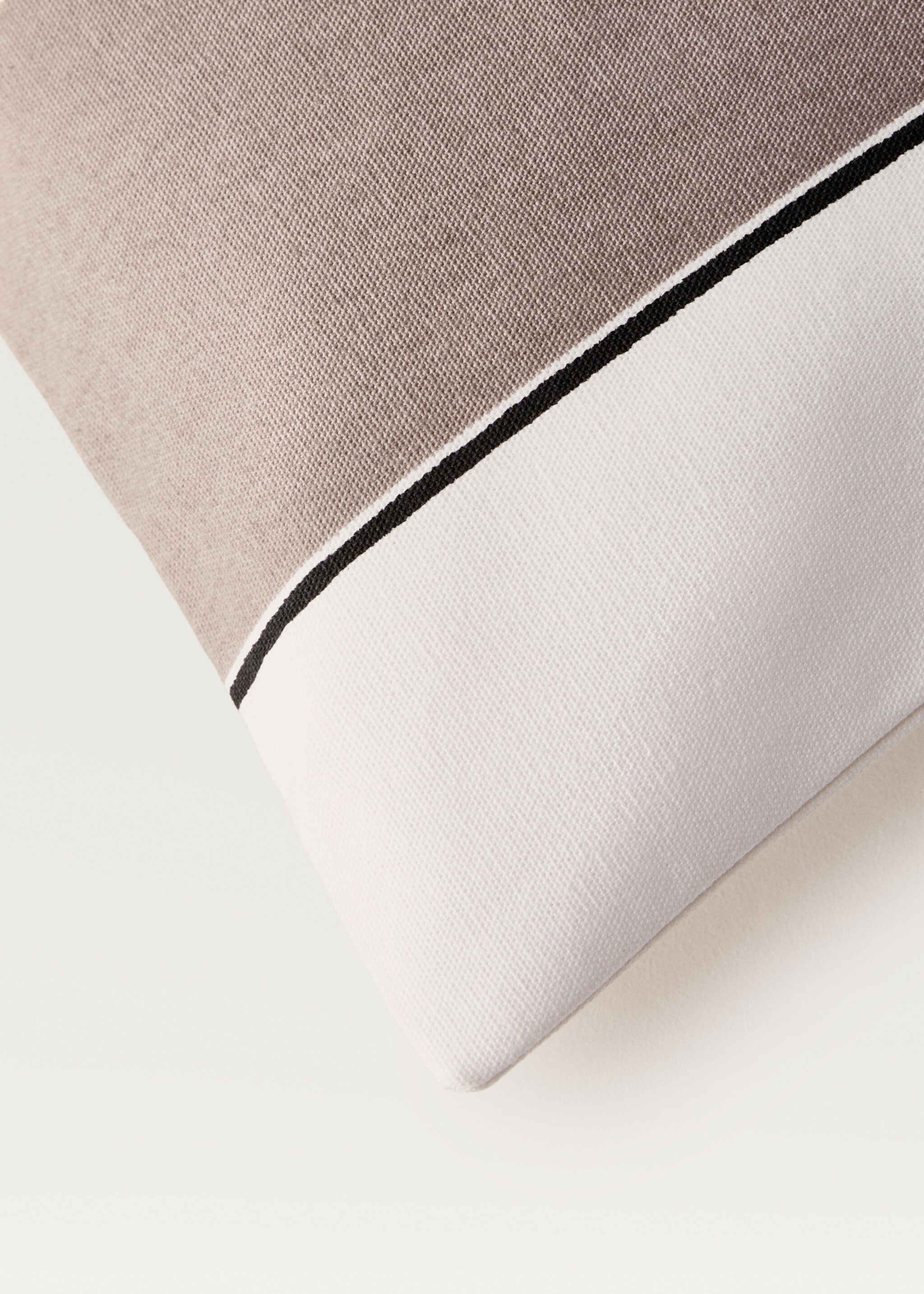 Waterproof striped cushion cover 30x50 cm - Details of the article 1