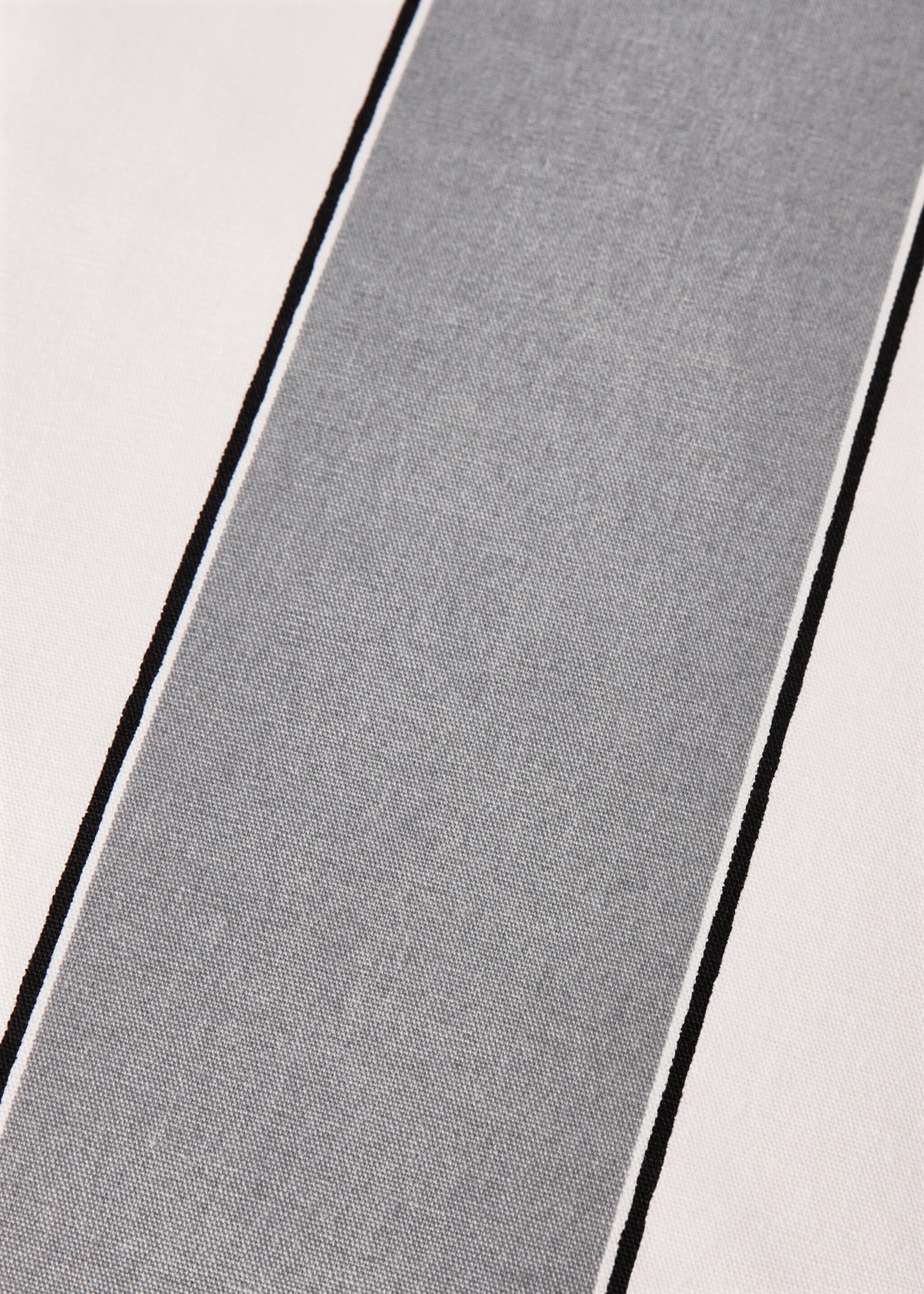 Waterproof striped cushion cover 50x50 cm - Details of the article 3
