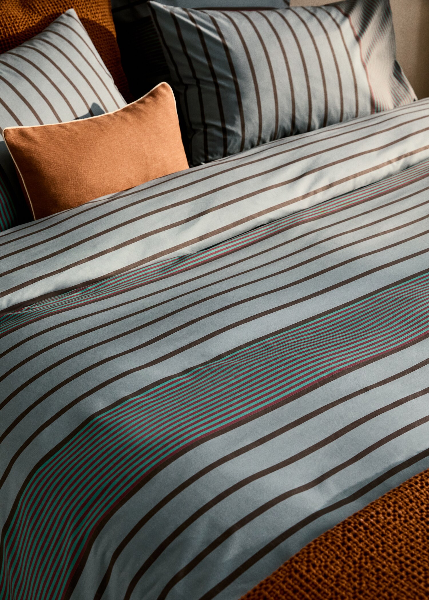 Cotton percale multi-striped duvet cover for 135/140 cm bed - Details of the article 7