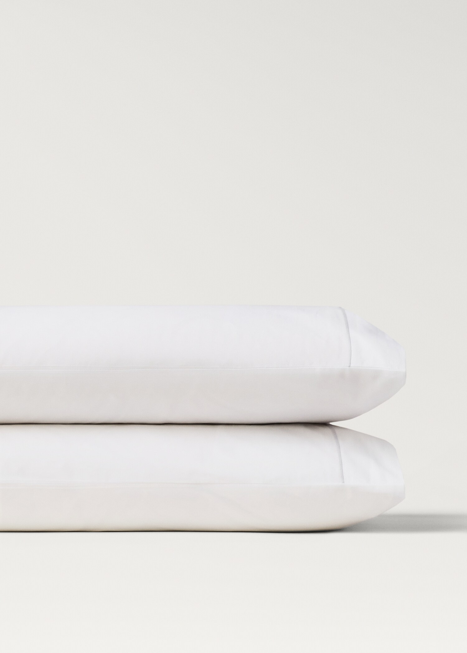 Two cotton percale pillowcases with scalloped detail 50x75 cm - Details of the article 1