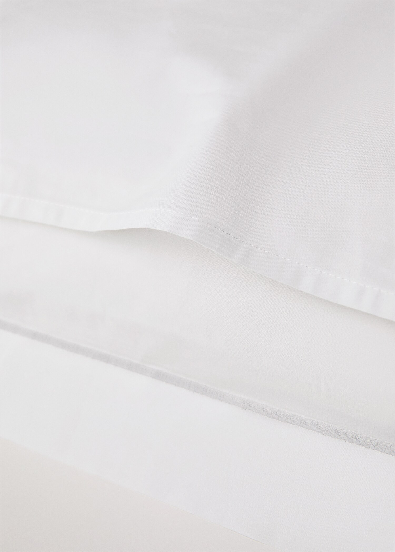 Two cotton percale pillowcases with scalloped detail 60x60 cm - Details of the article 3