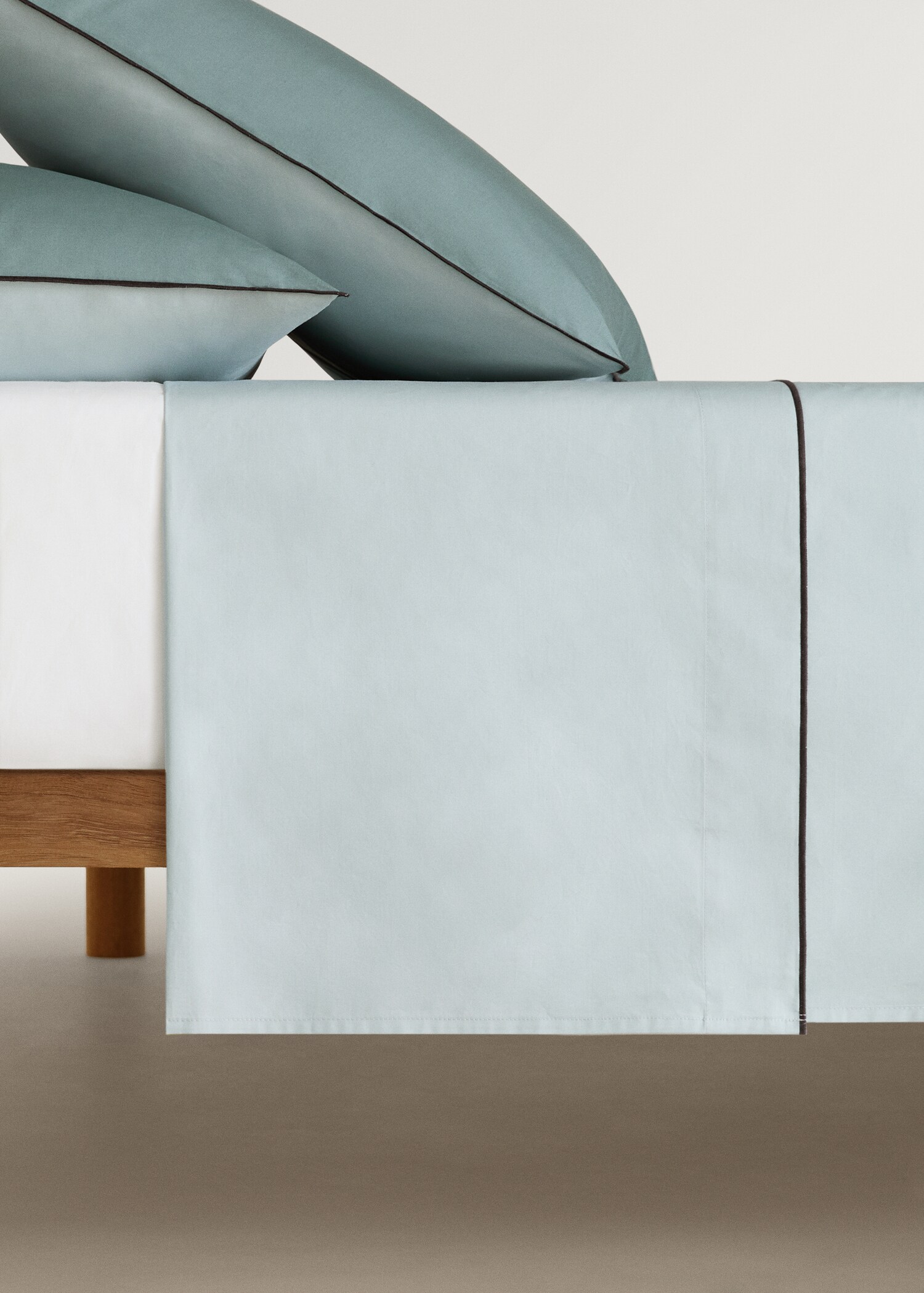 Bovenlaken perkalkatoen met overlock, bed 180/200 cm - Artikel zonder model
