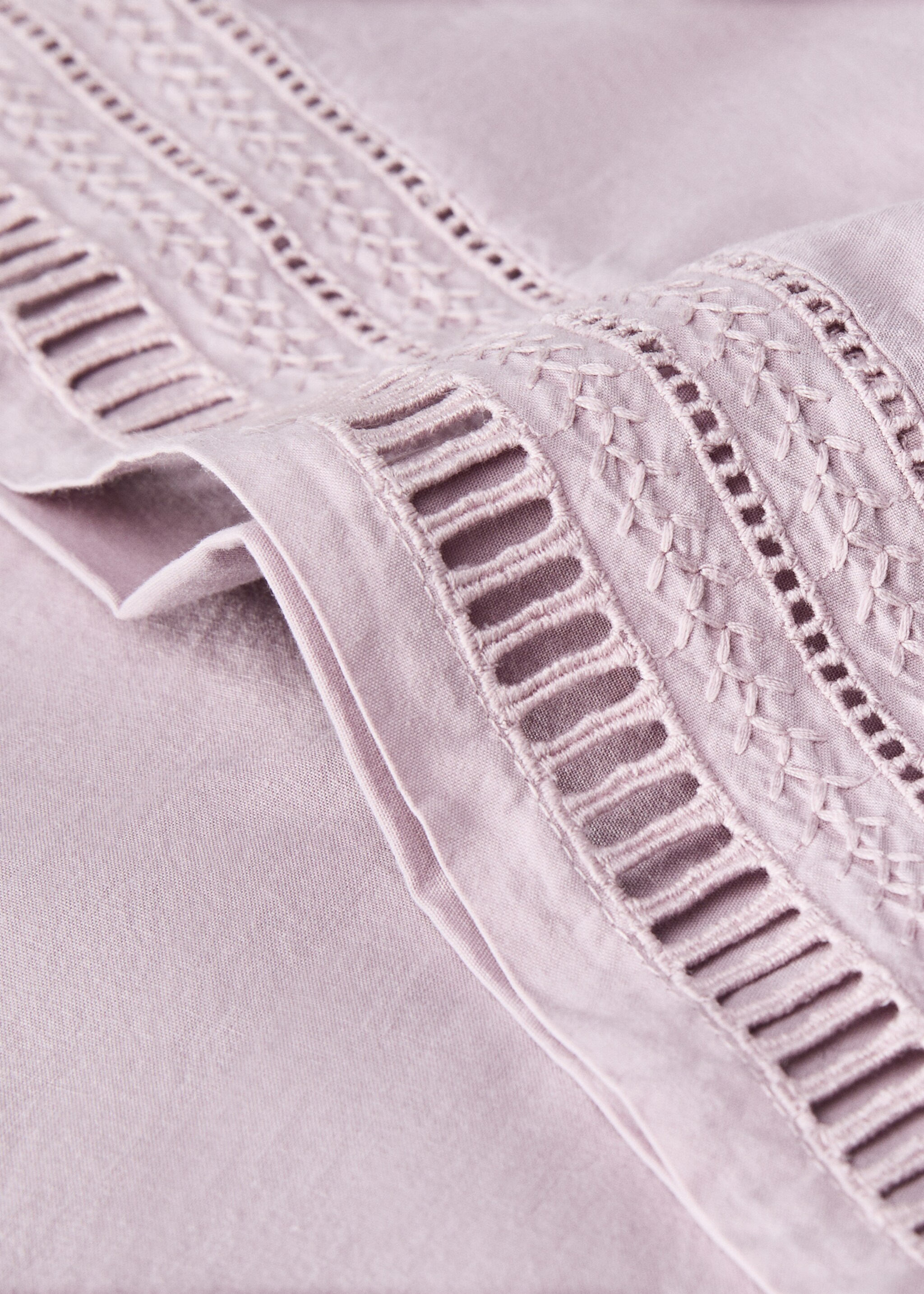 Top sheet with embroided trim for 135/140 cm bed - Details of the article 1