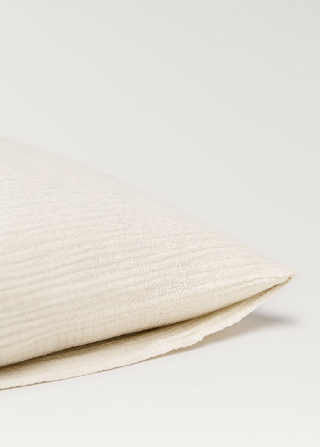 Two cotton gauze pillowcases 60x60 cm