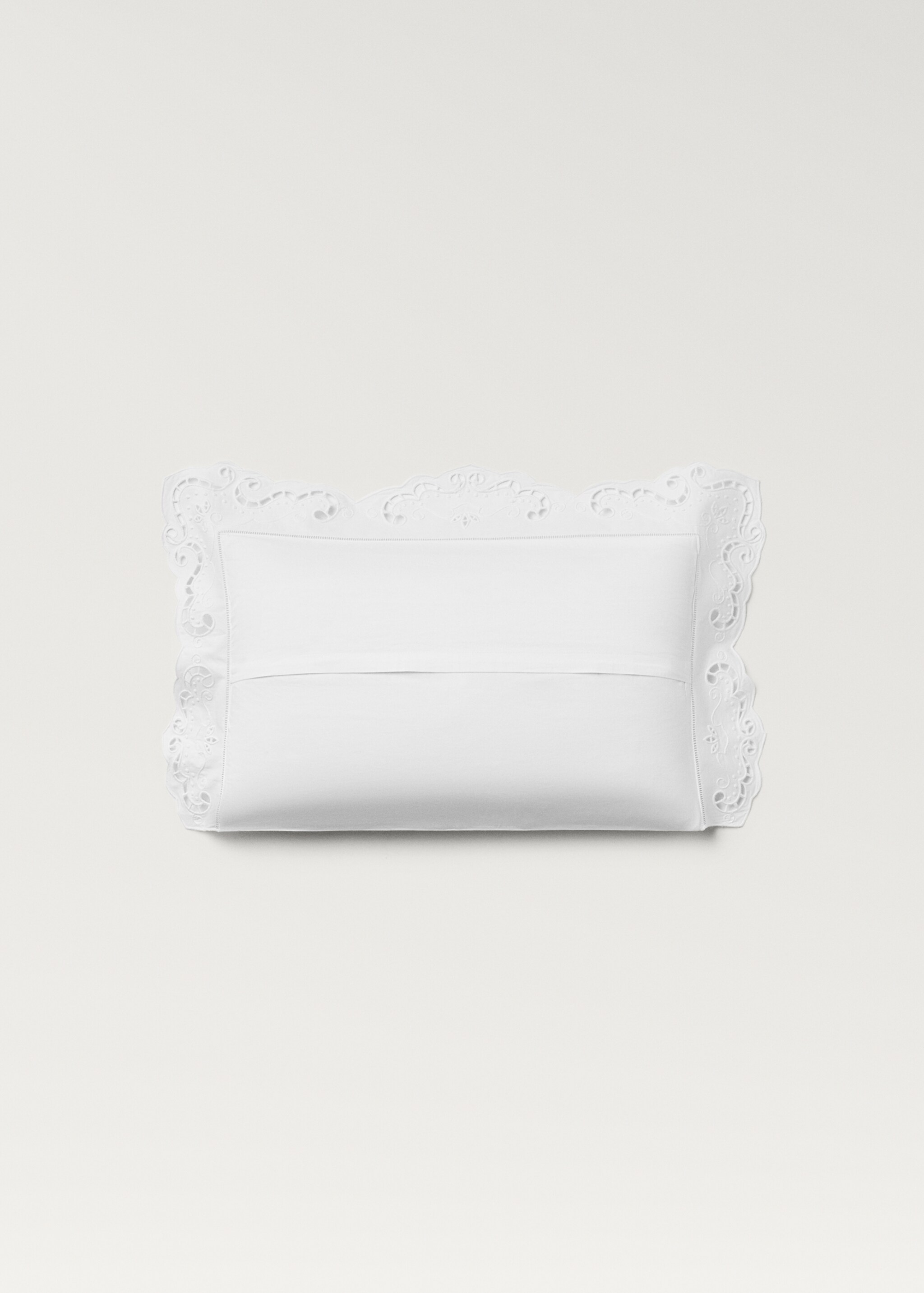 Cotton pillowcase with openwork embroidery 30x50 cm - Details of the article 1, White. Ref: 87012994-00.