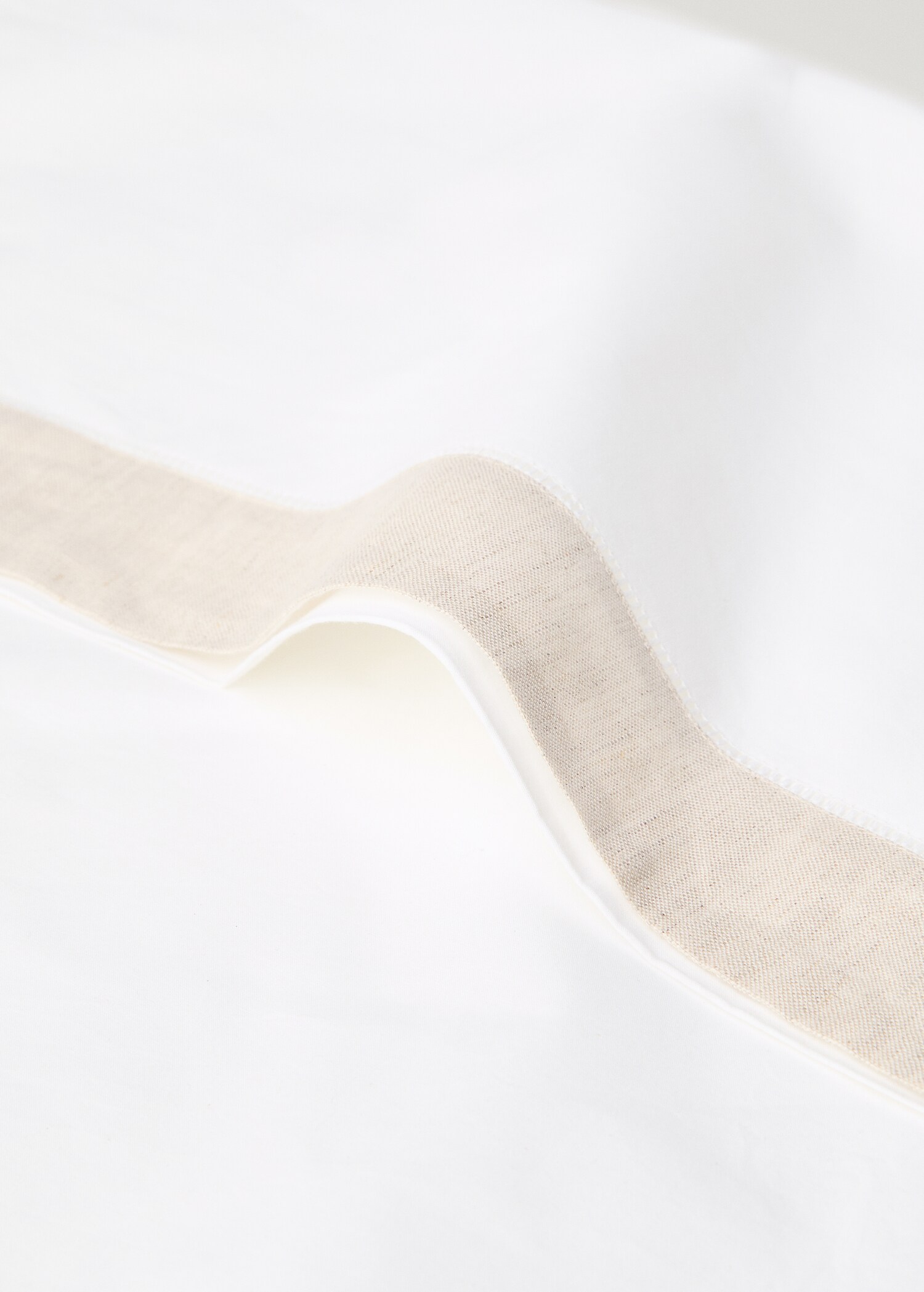 Cotton percale pillowcase with linen trim 45x110 cm - Details of the article 2