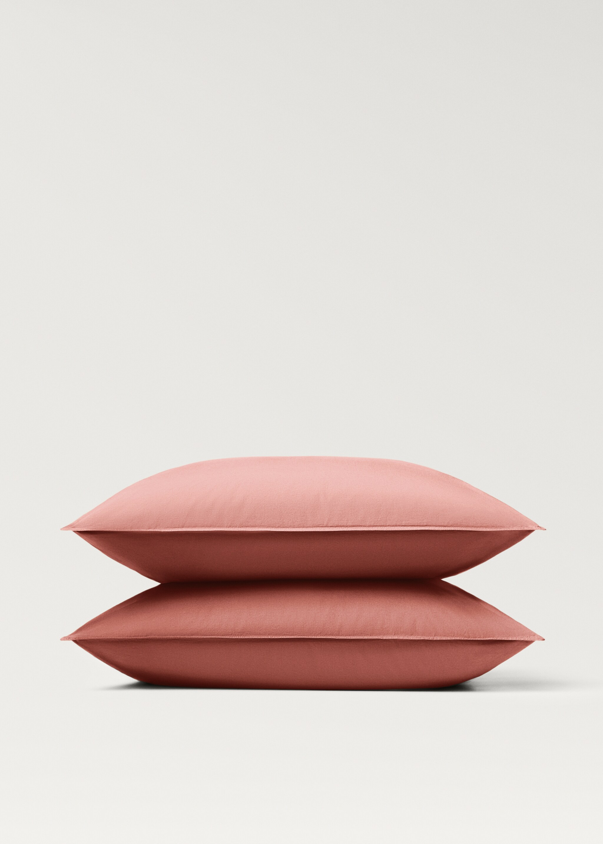 Two cotton poplin pillowcases with double stitching 60x60 cm - Details of the article 3, Medium Pink. Ref: 87013031-00.