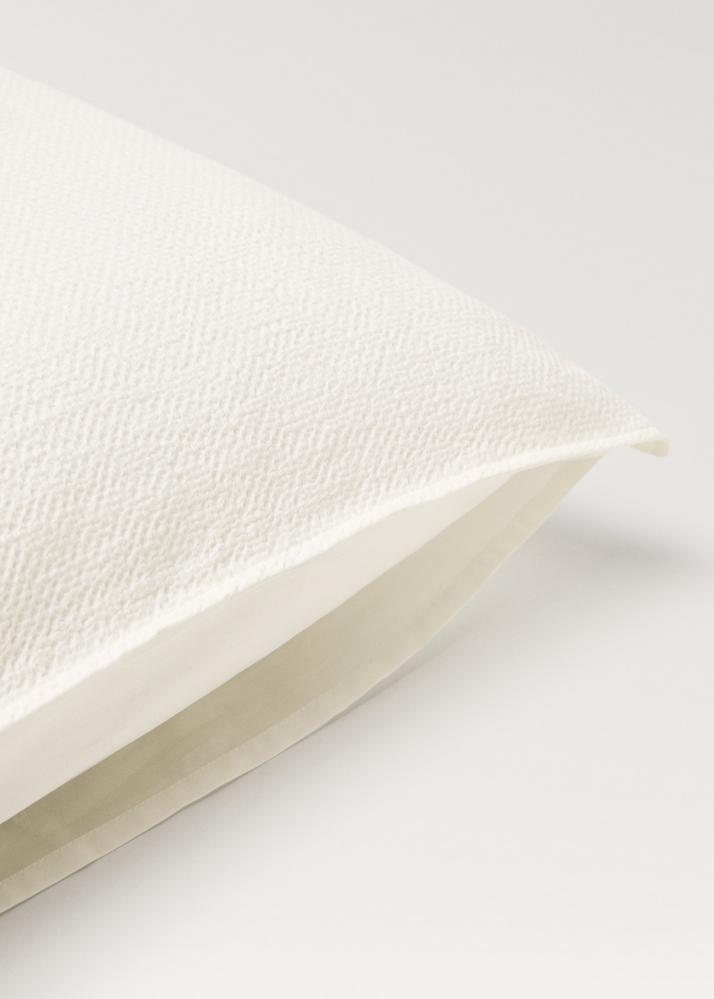 Two textured cotton percale pillowcases 60x60 cm