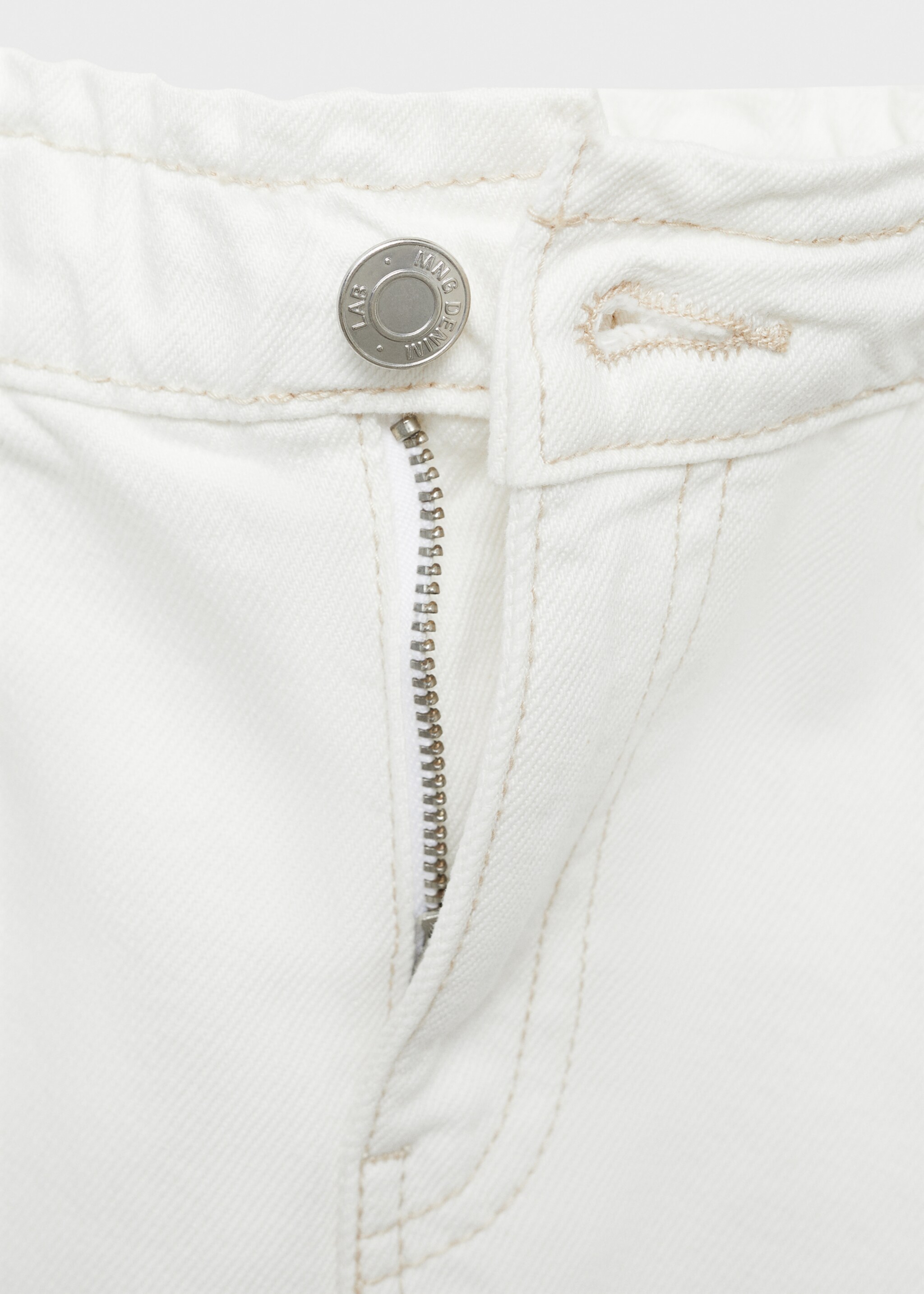 Minijupe en jean - Détail de l'article 8